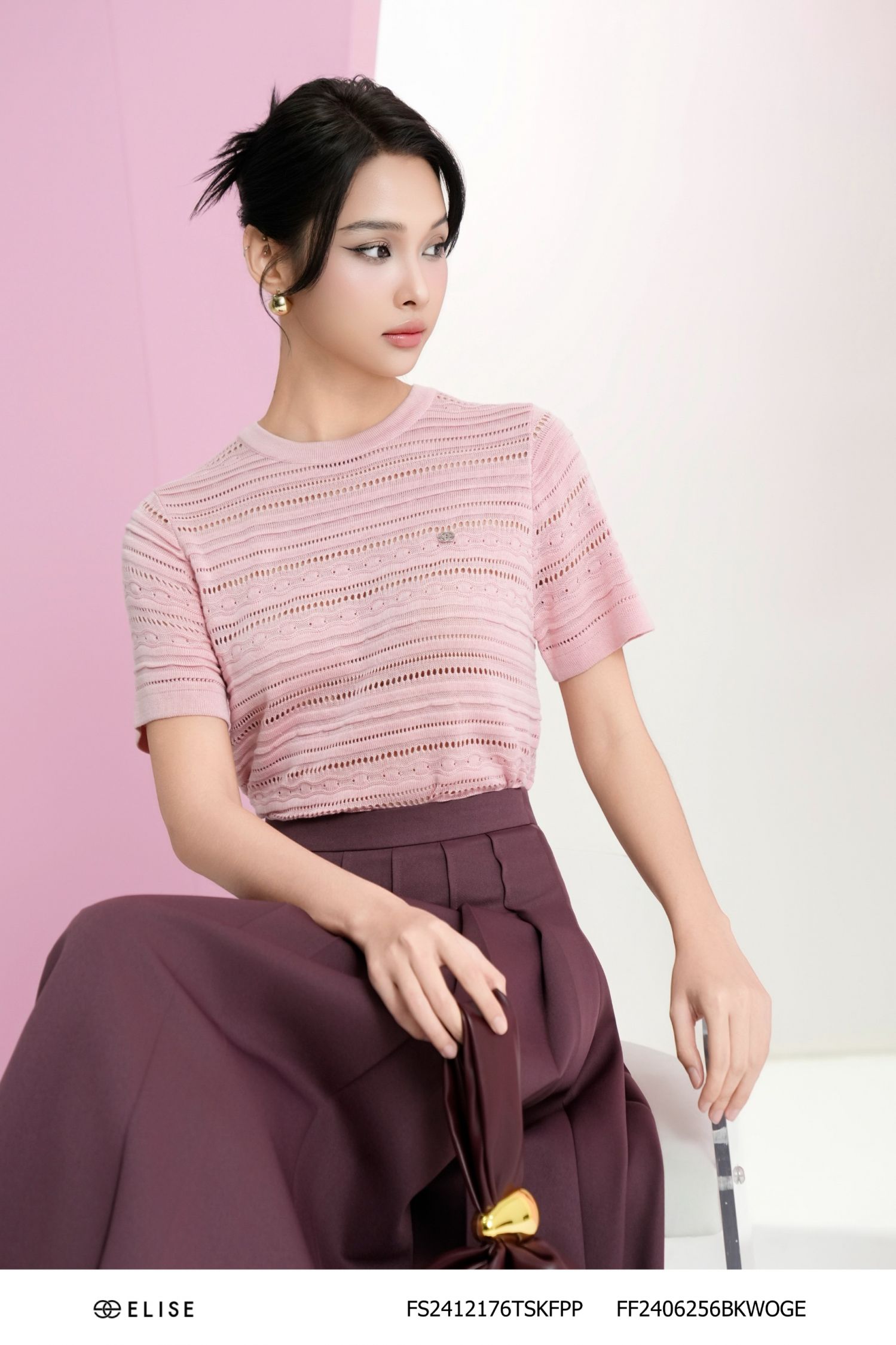 ÁO MONGTOGHI HỒNG CỔ TRÒN KẺ NGANG