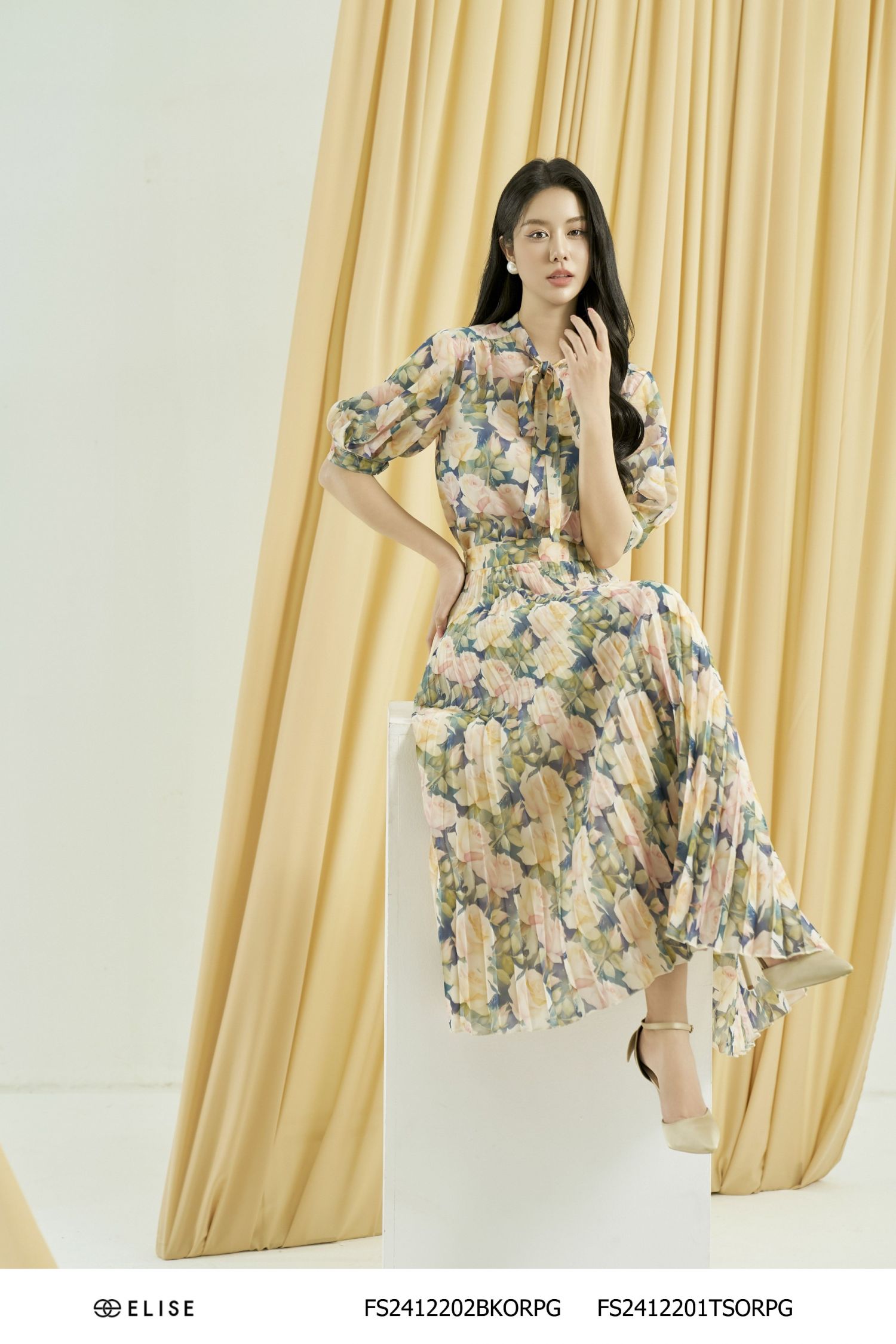 CV TƠ HOA NỀN XANH DẬP LY