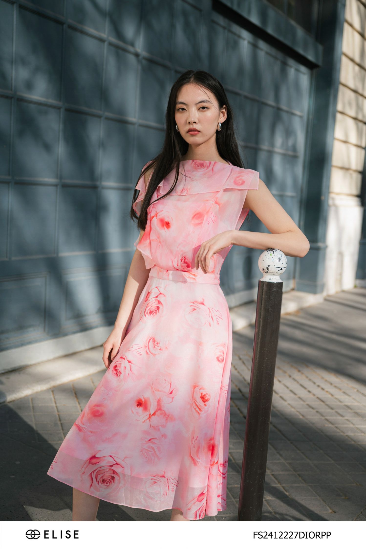 ĐẦM TƠ HOA HỒNG CỔ THUYỀN BÈO