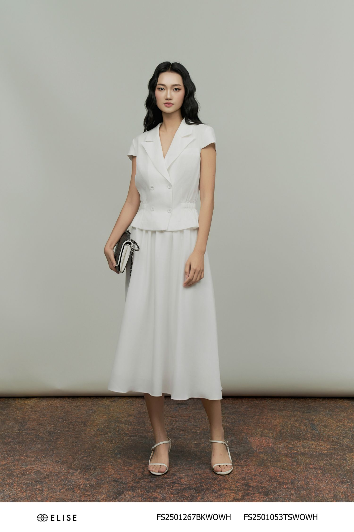 ÁO SẠN TRẮNG CỔ VEST CHUN EO