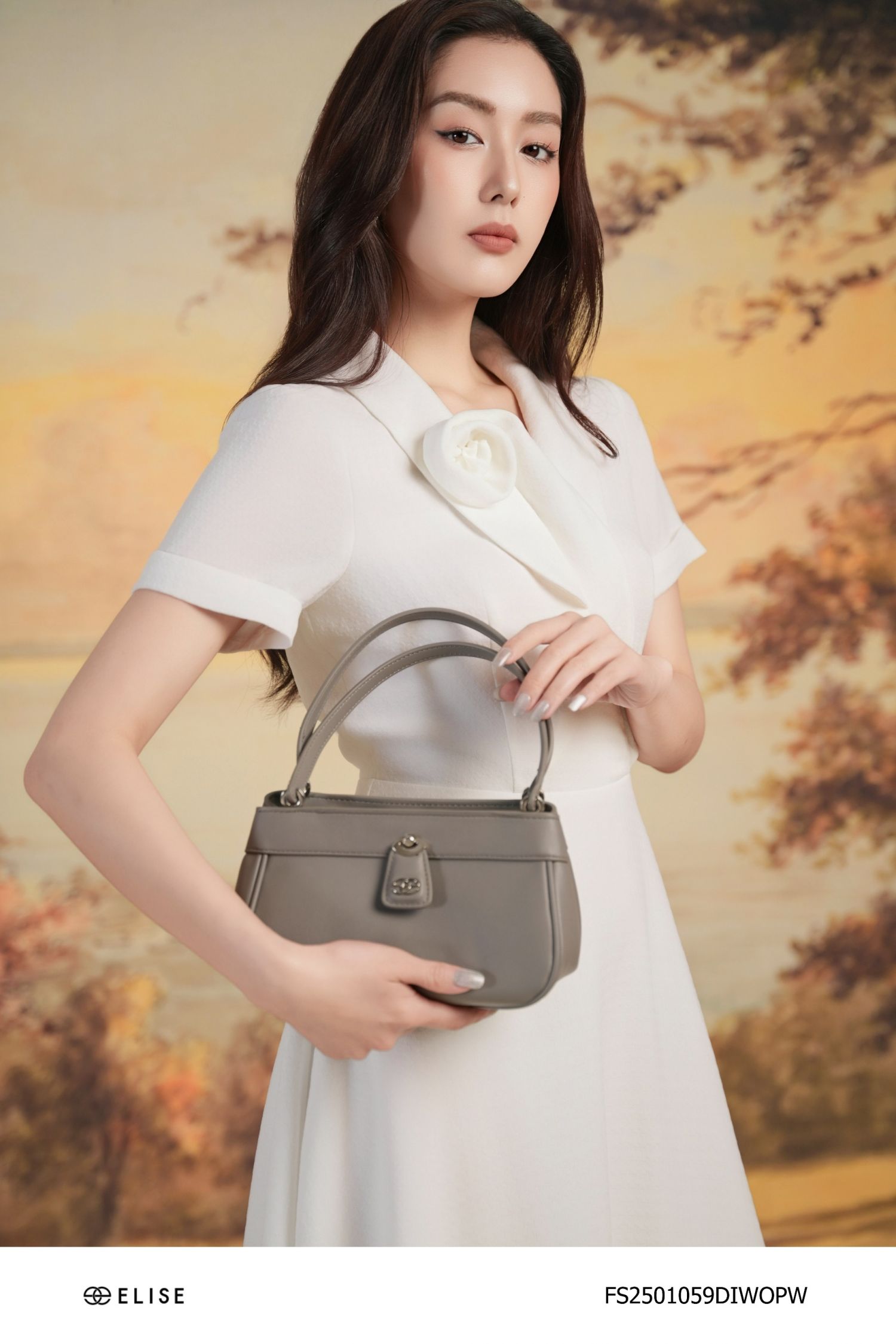 ĐẦM TRẮNG NỔI HT CỔ LẬT CUỐN HOA