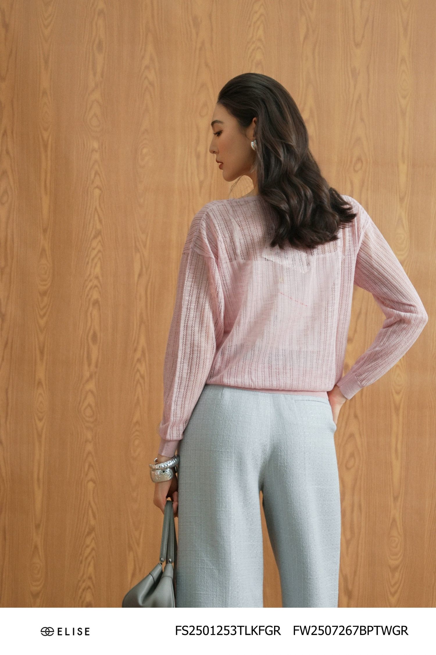 ÁO MONGTOGHI CỔ THUYỀN BO GẤU