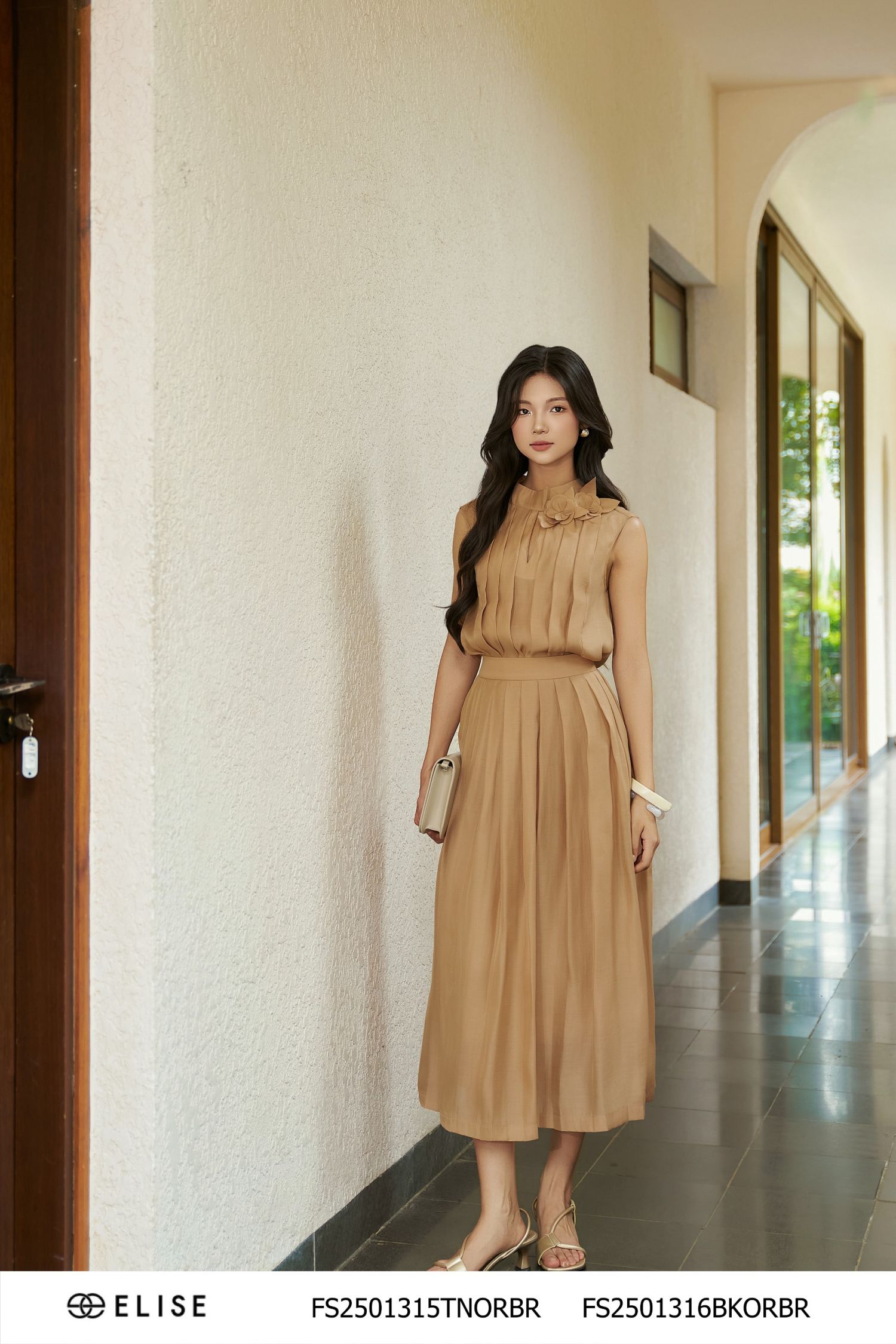ÁO TƠ ĐŨI NÂU BE BẤU LY NGỰC ĐÍNH HOA