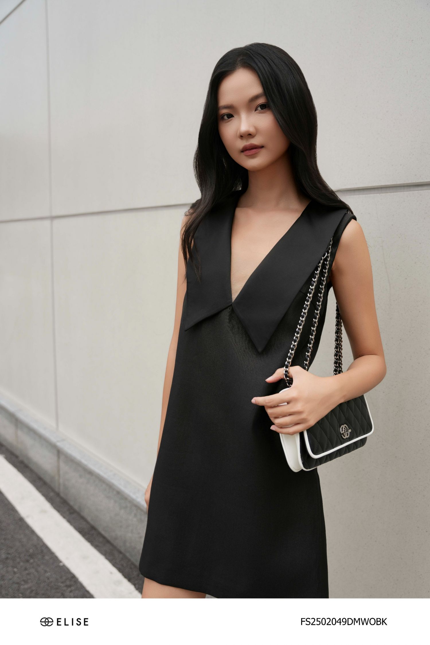 ĐẦM SUÔNG SN TAFTA LỤA ĐEN PHỐI CỔ