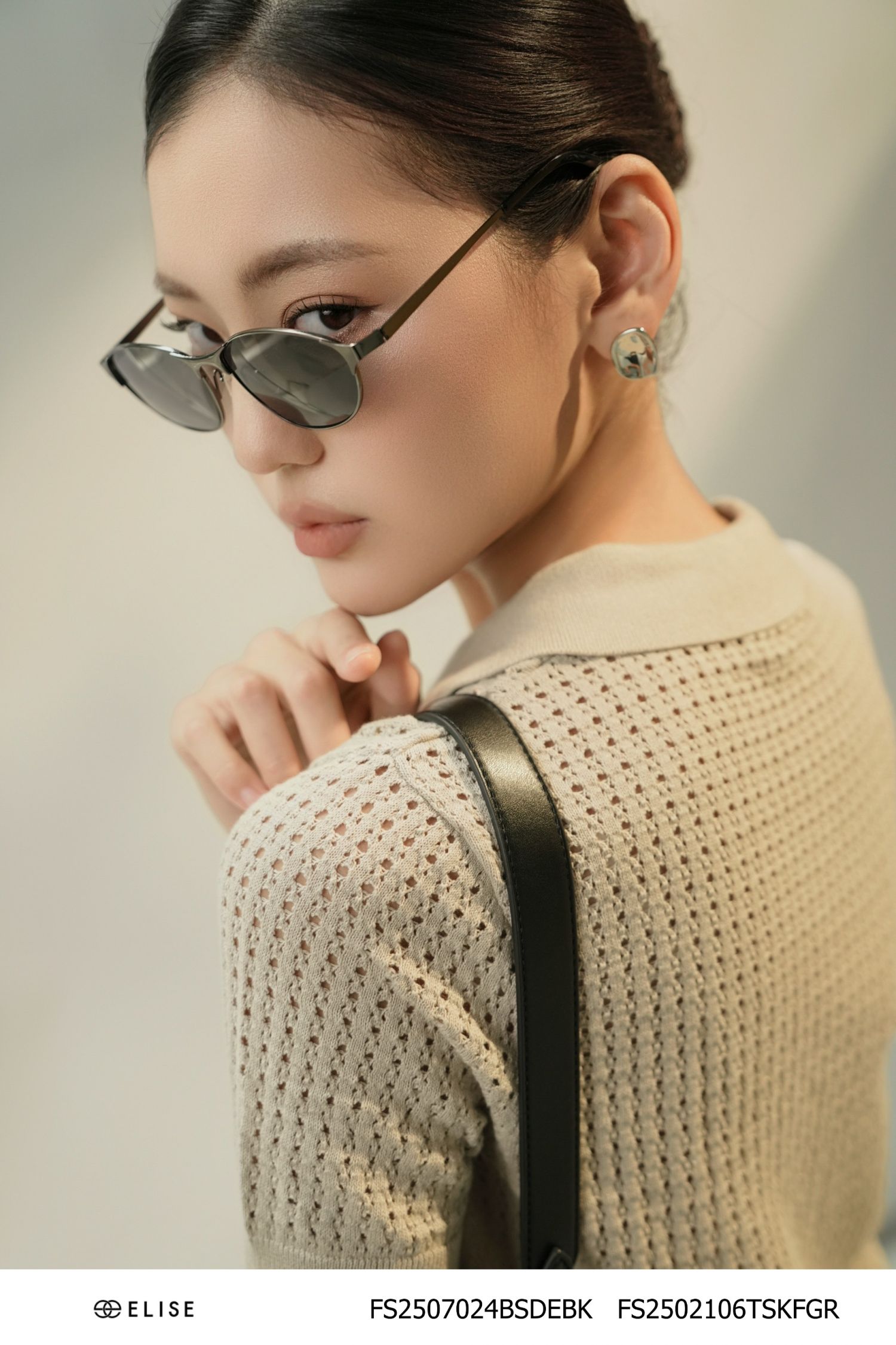 ÁO MONGTOGHI MÀU GHI DỆT Ô
