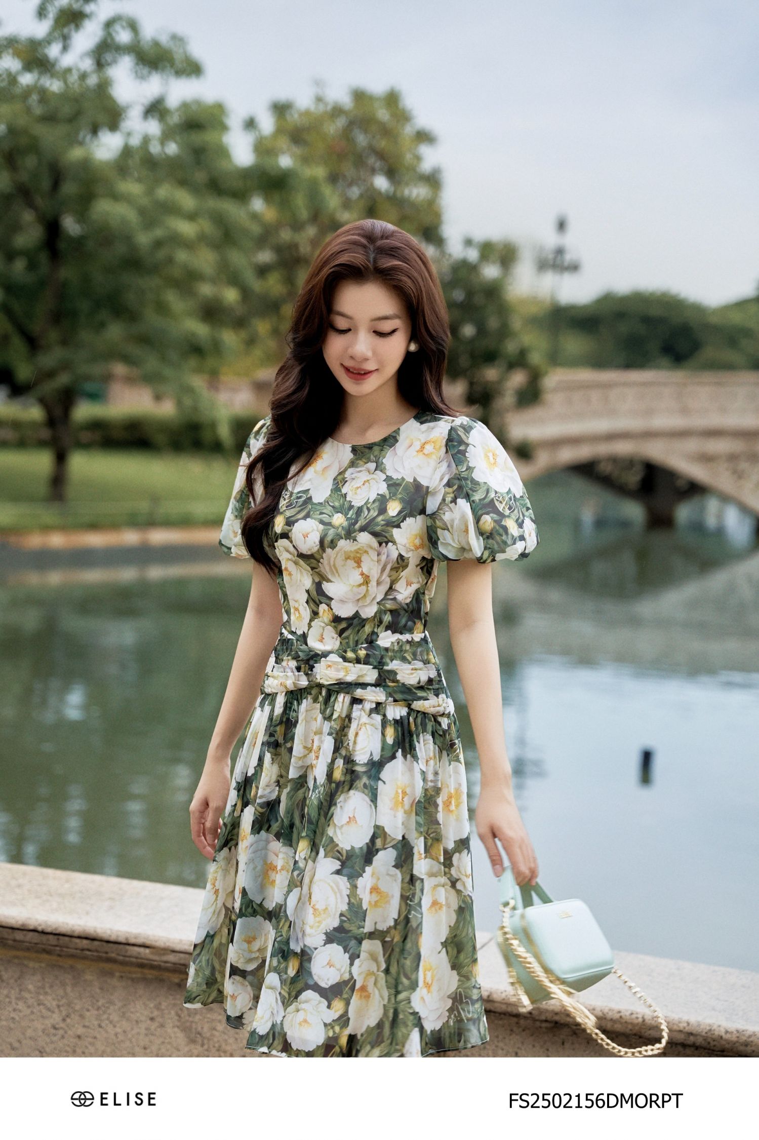 ĐẦM TƠ XANH HOA TRẮNG XẾP NHÚN EO