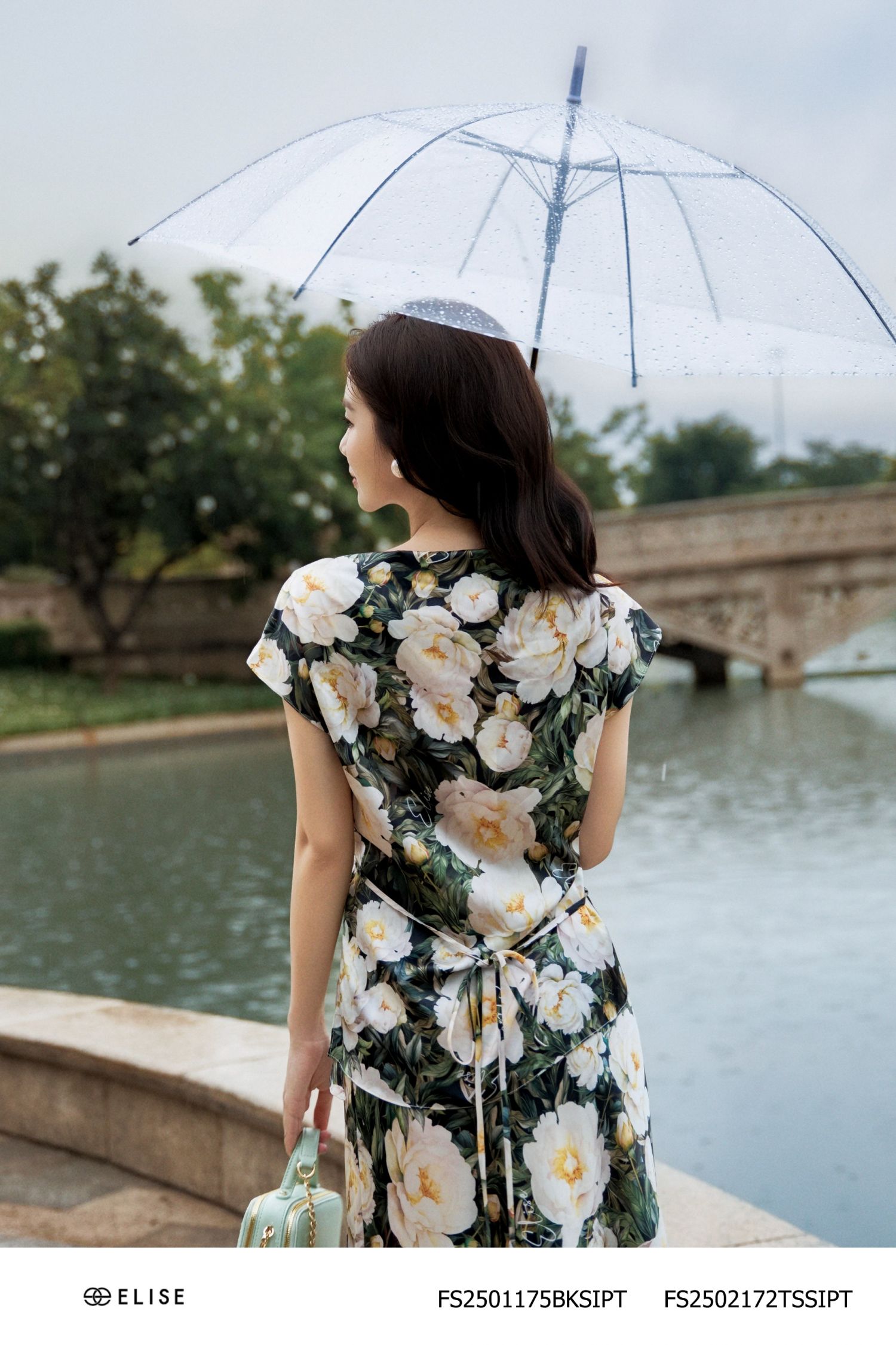 ÁO LỤA XANH HOA TRẮNG VẠT CHÉO BUỘC DÂY