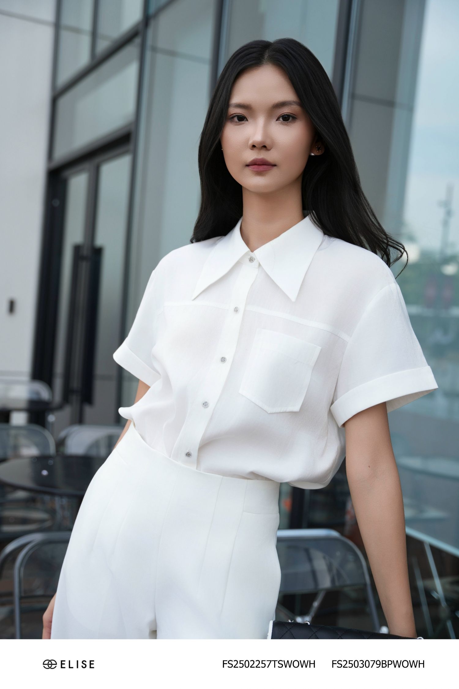 SM TRẮNG TÚI NGỰC TAY LƠ VÊ