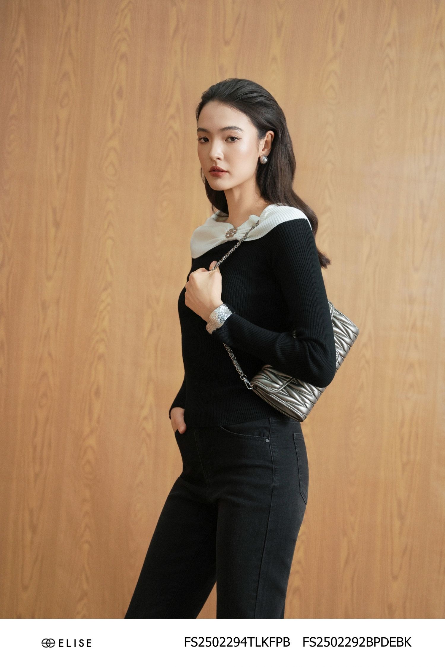 ÁO MONGTOGHI ĐEN TRẮNG TRỄ VAI