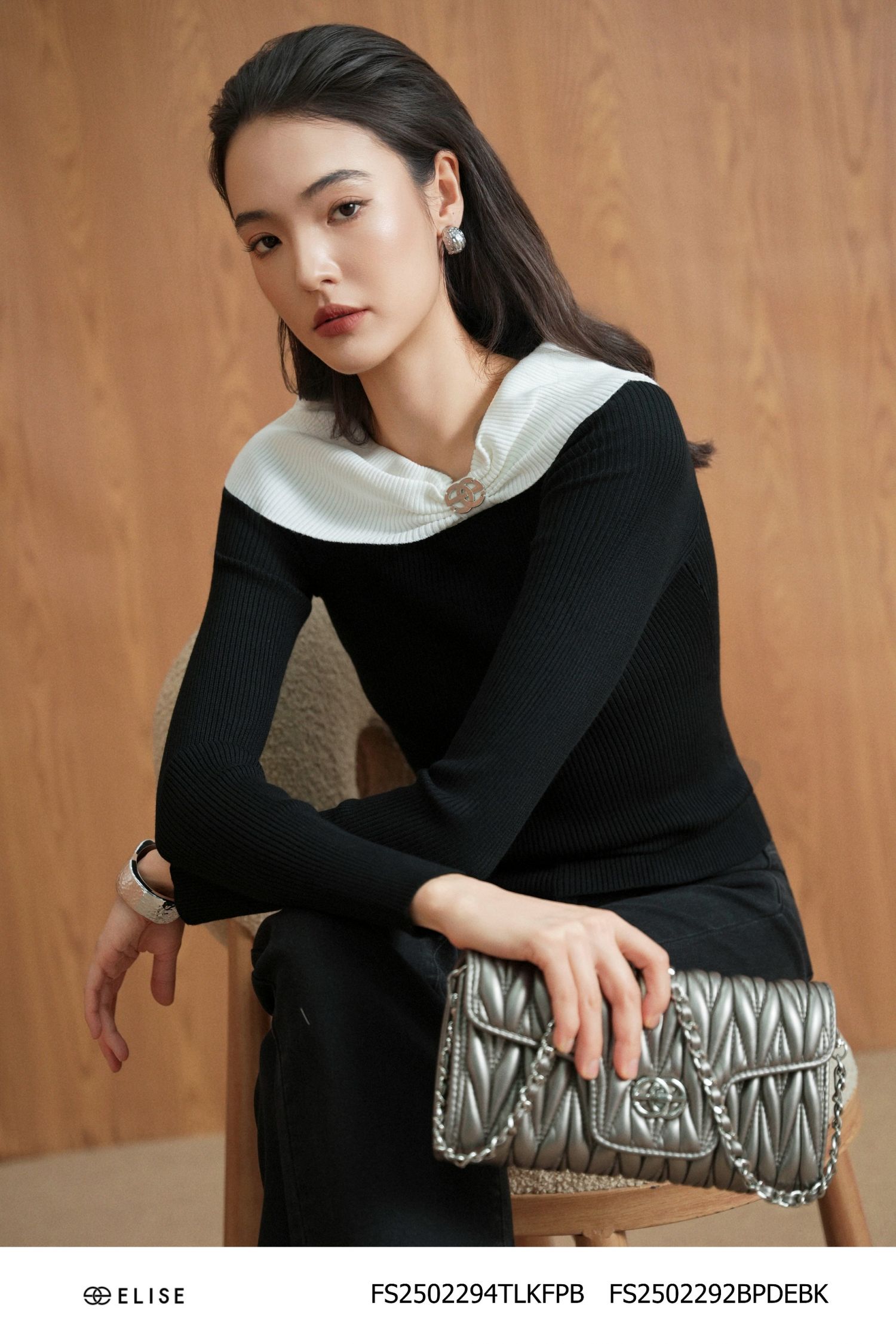 ÁO MONGTOGHI ĐEN TRẮNG TRỄ VAI