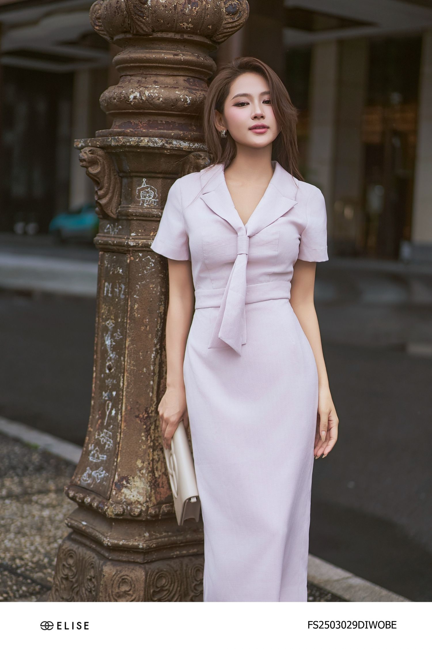 ĐẦM BÚT CHÌ VÂN BE CỔ VEST DÂY BUỘC