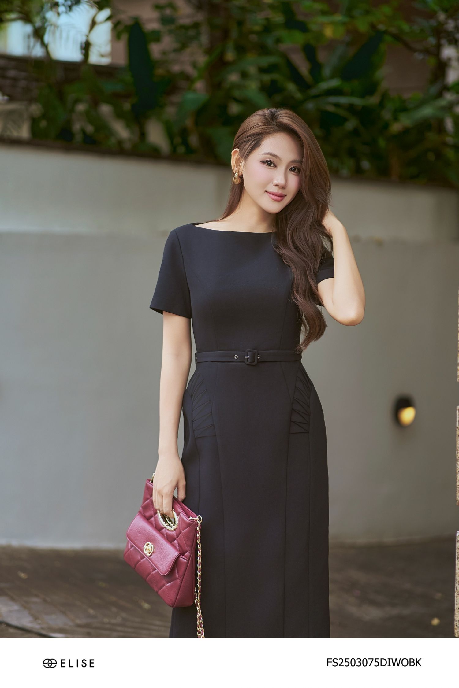 ĐẦM BÚT CHÌ ĐEN BỔ CÚP SMOCK