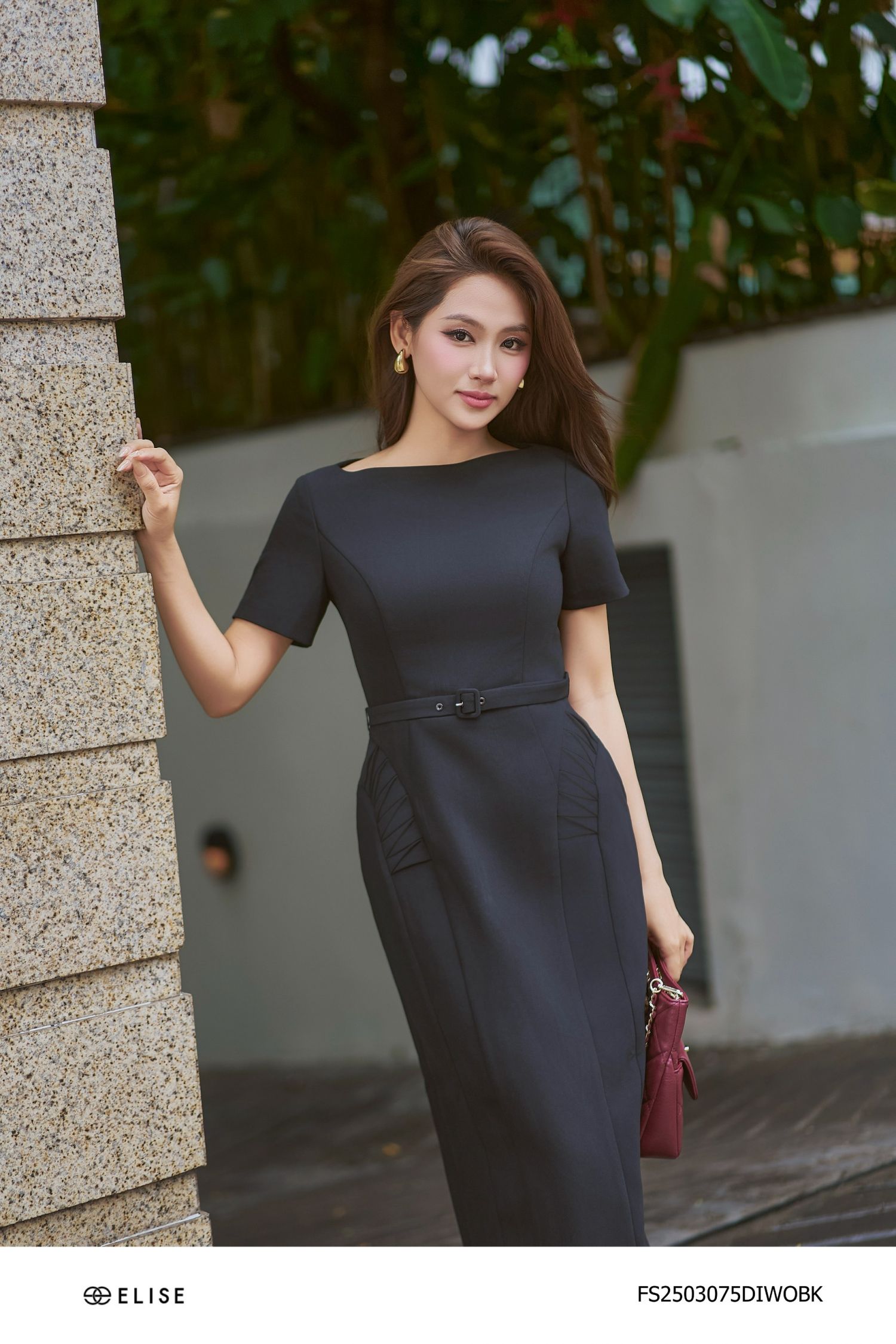 ĐẦM BÚT CHÌ ĐEN BỔ CÚP SMOCK