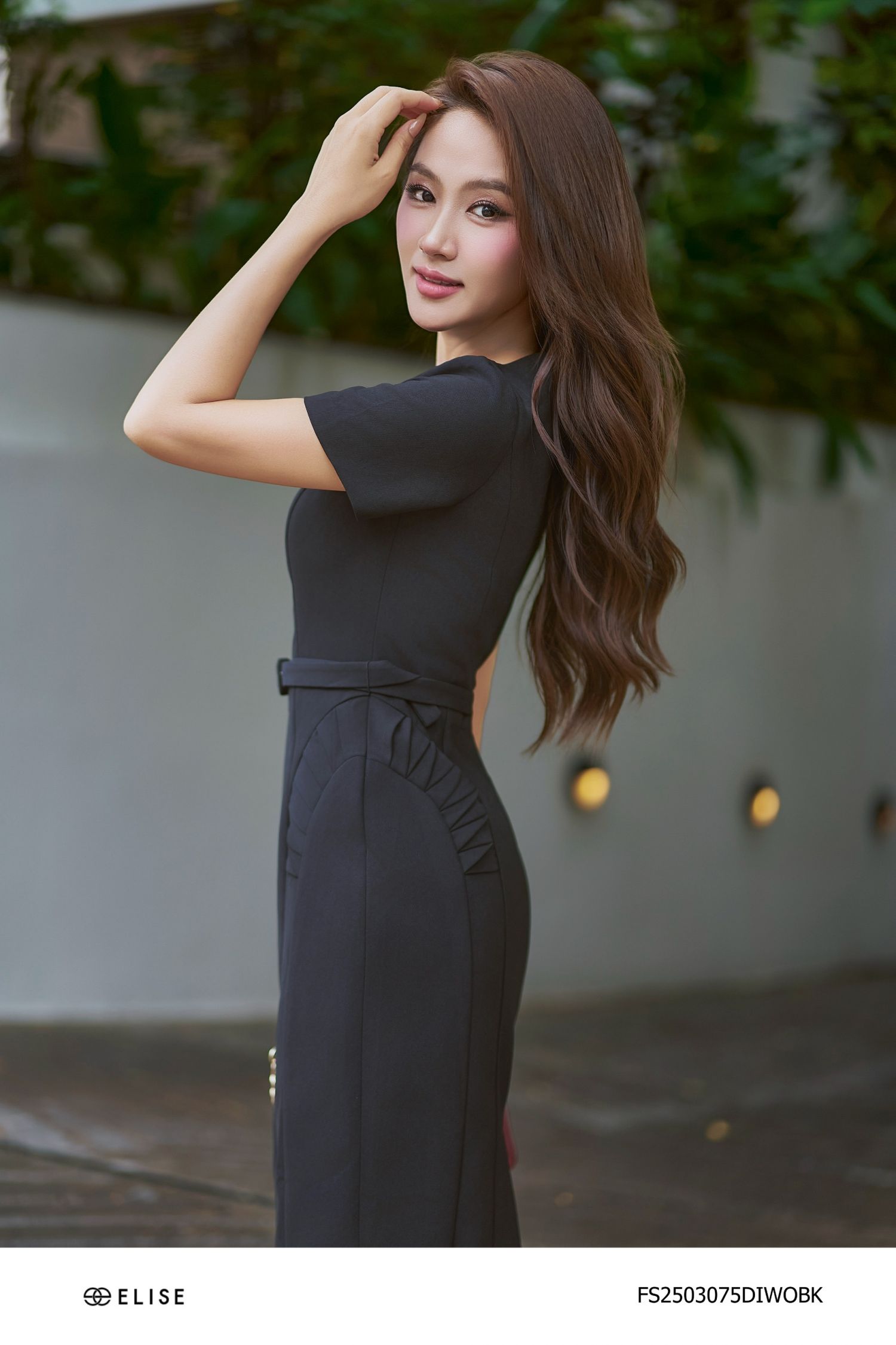 ĐẦM BÚT CHÌ ĐEN BỔ CÚP SMOCK