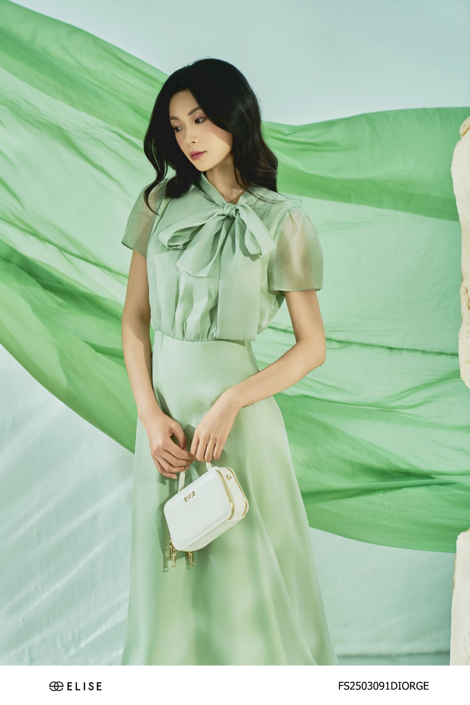 ĐẦM TƠ ÓNG XANH BẠC HÀ XẾP LY NGỰC
