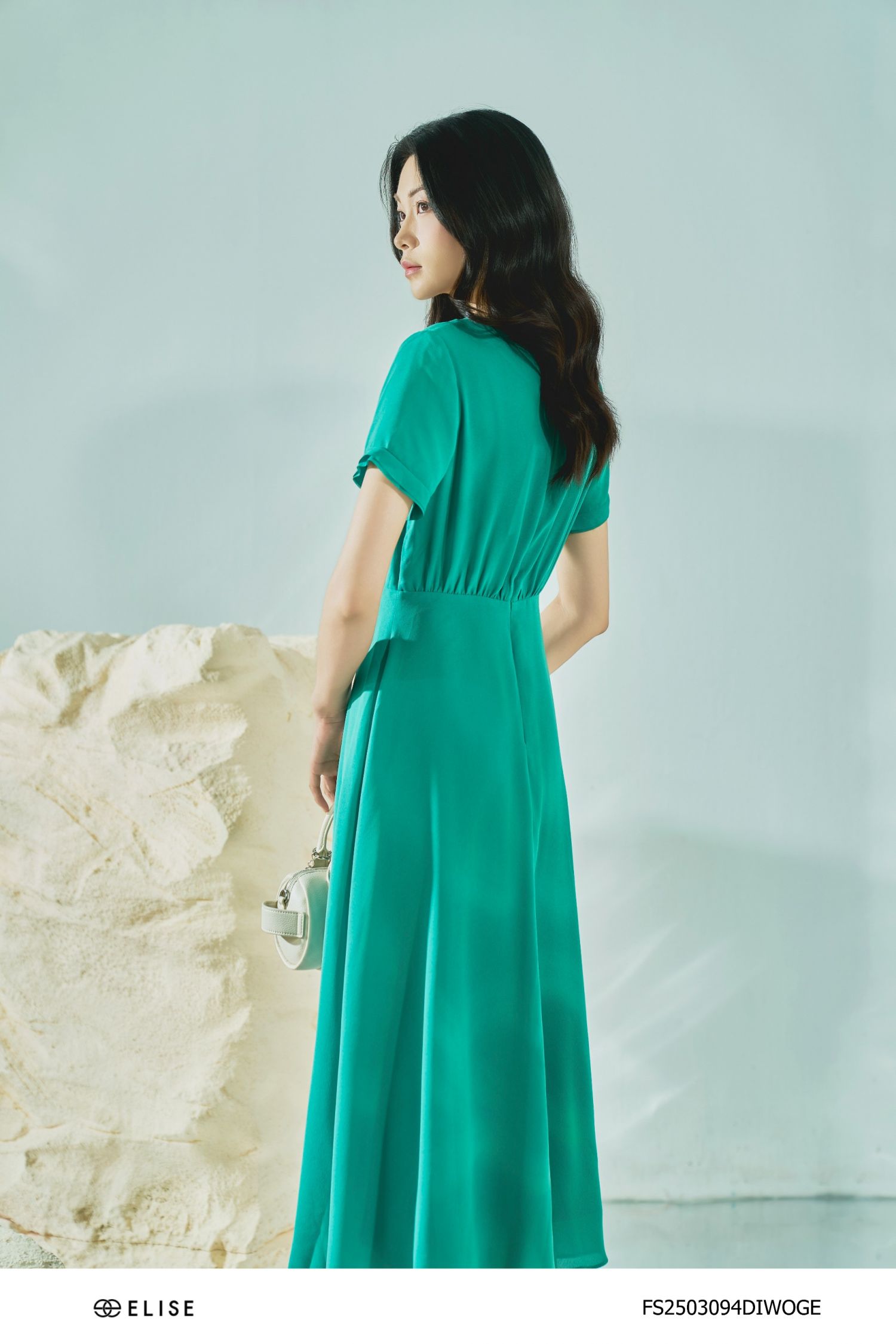 ĐẦM SẠN XANH LỤC BẢO VIỀN BÈO