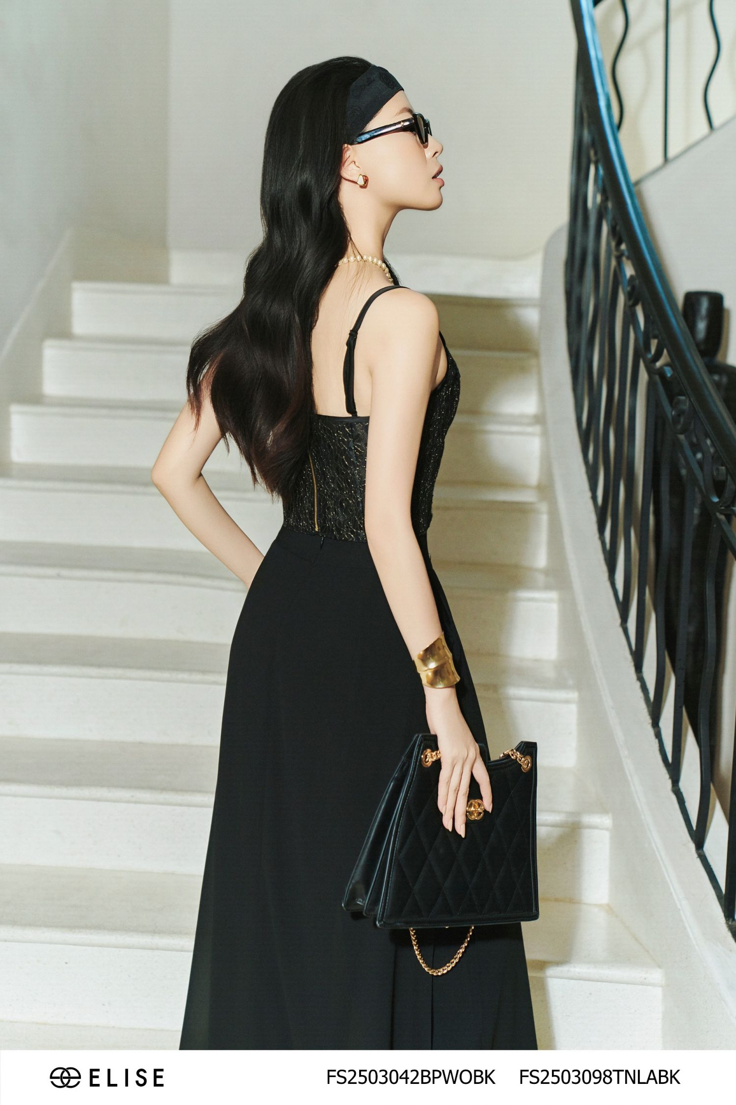 ÁO CORSET REN HOA ĐEN KIM TUYẾN