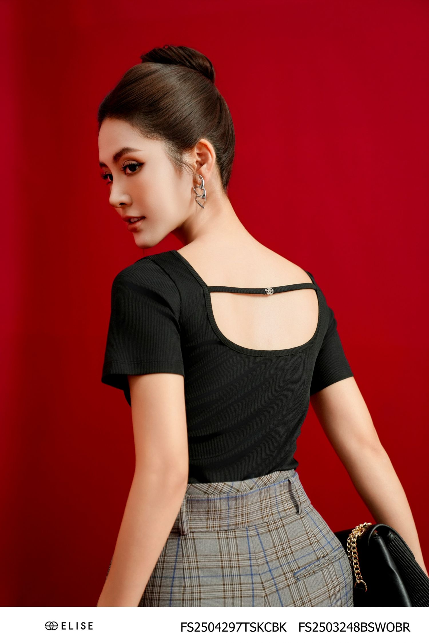 QUẦN SOOC KẺ NÂU ĐAI CẠP DIỄU CHỈ