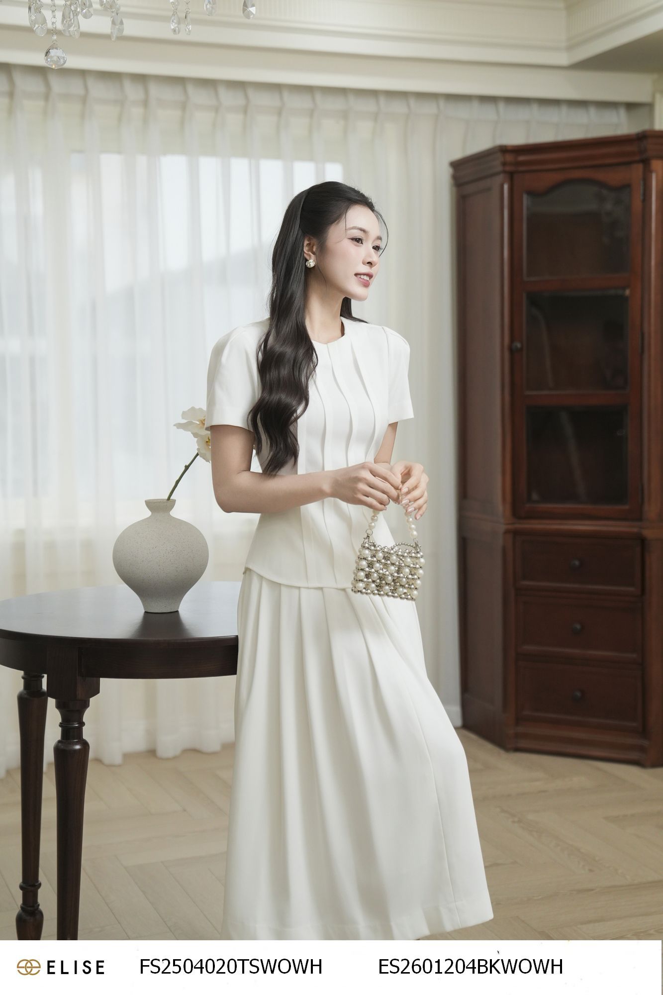 ÁO TRẮNG XẾP LY NGỰC