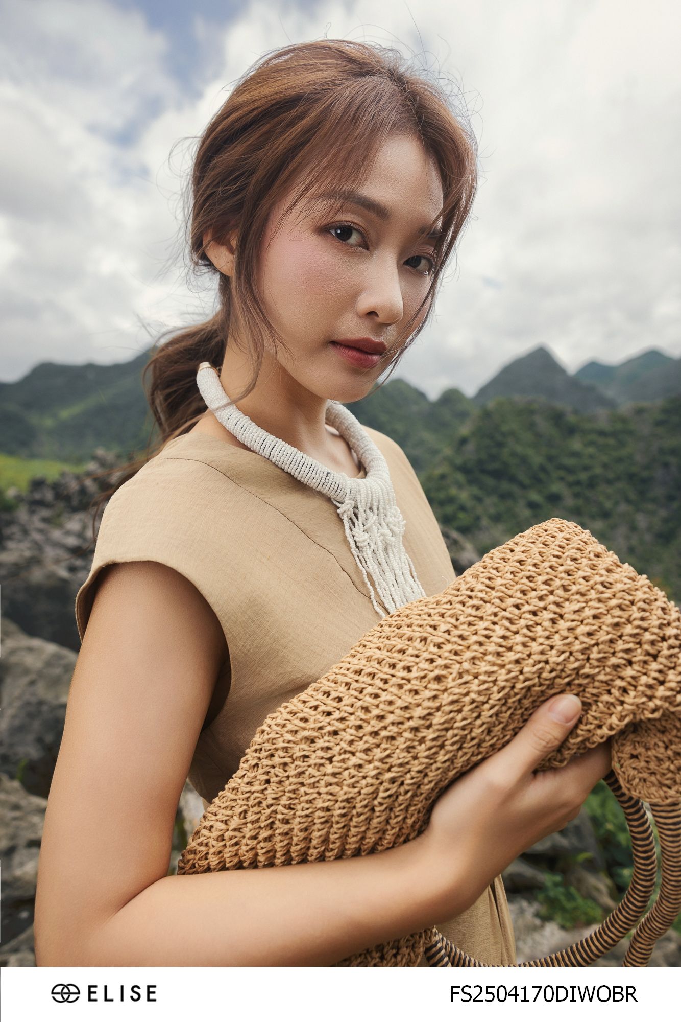 ĐẦM ĐŨI NÂU XOẮN EO