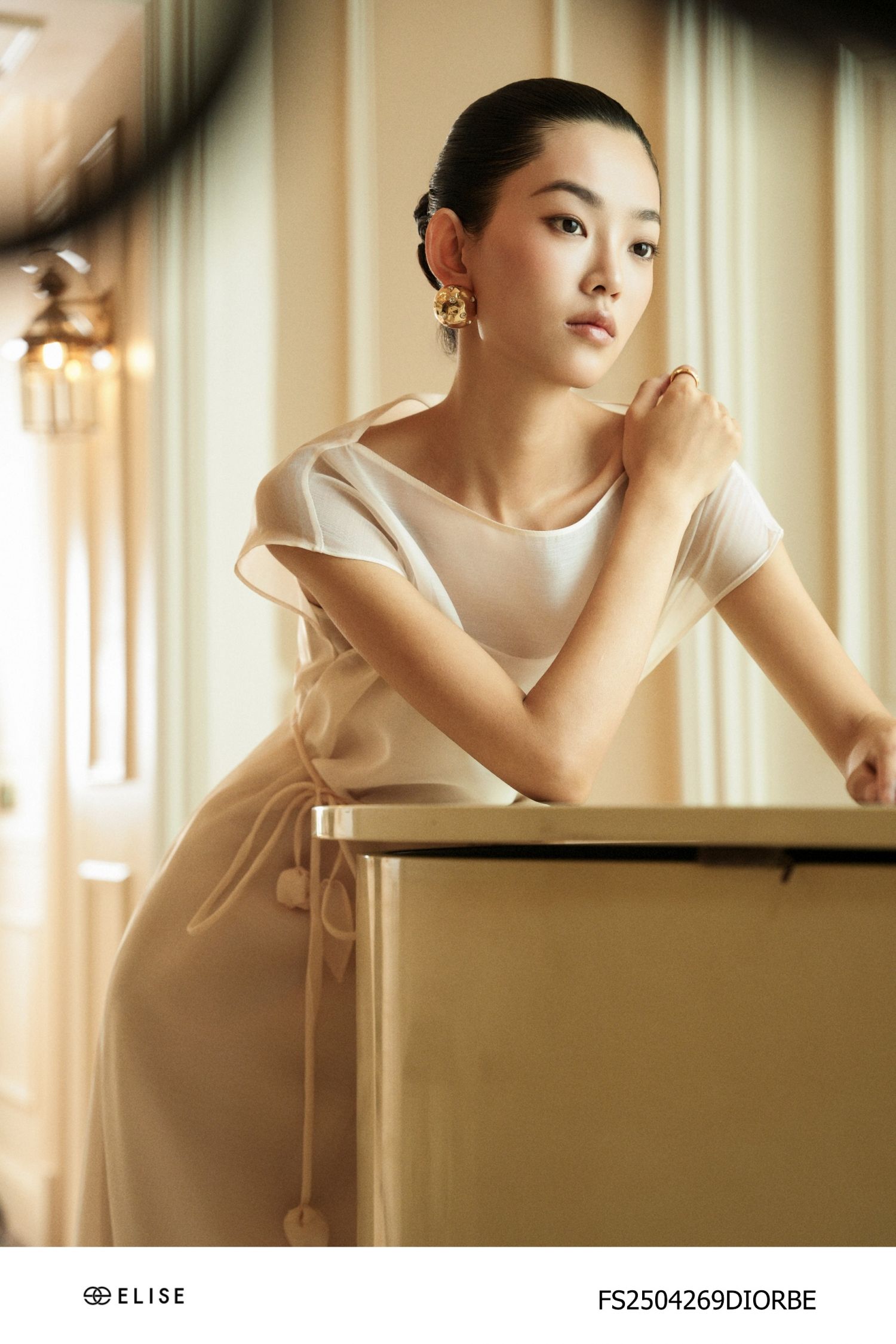 ĐẦM TƠ XƯỚC BE DÂY HOA ĐAI