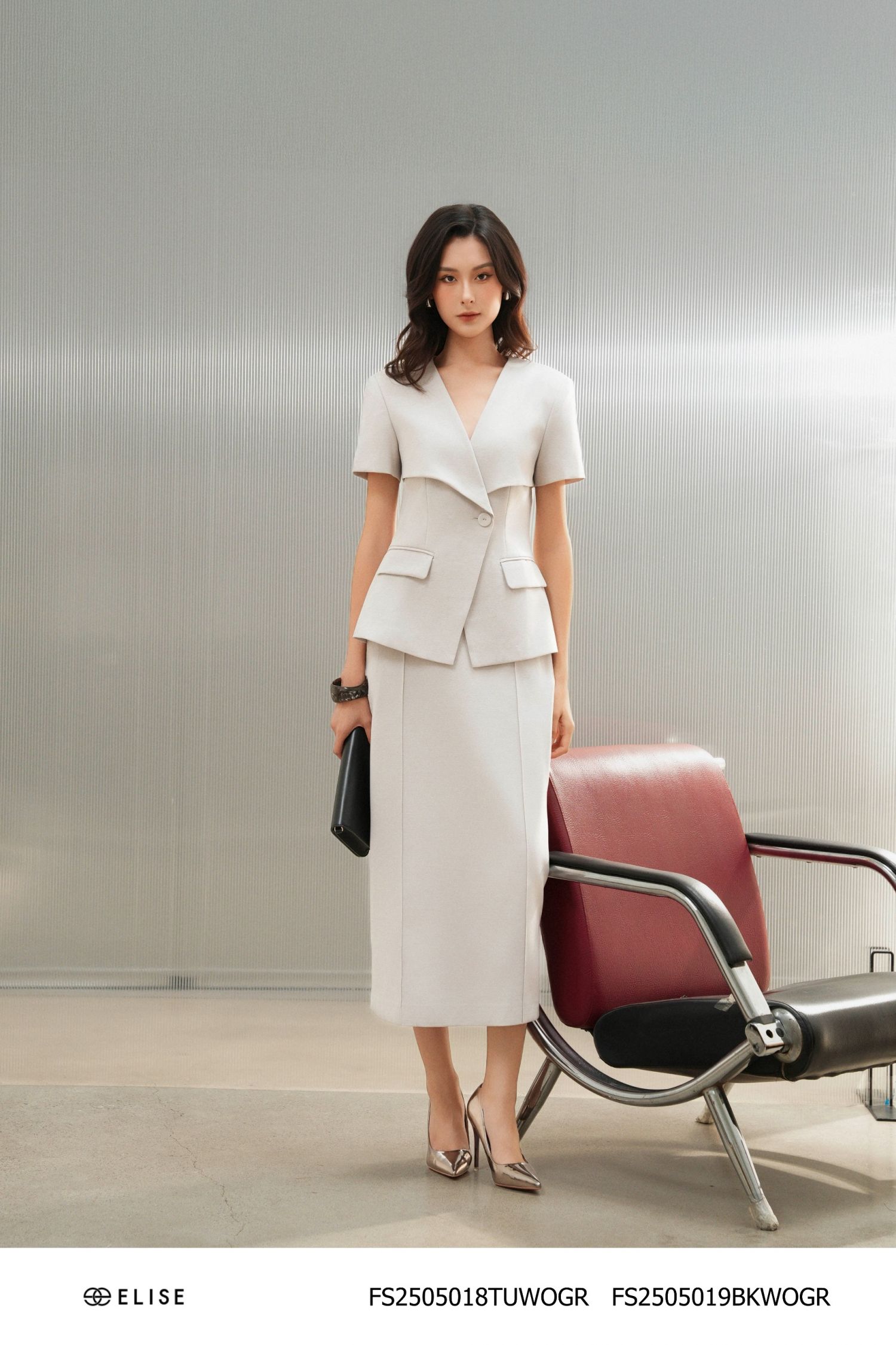 JUPE VÂN GHI XÁM SÁNG BẤU MÍ TRƯỚC