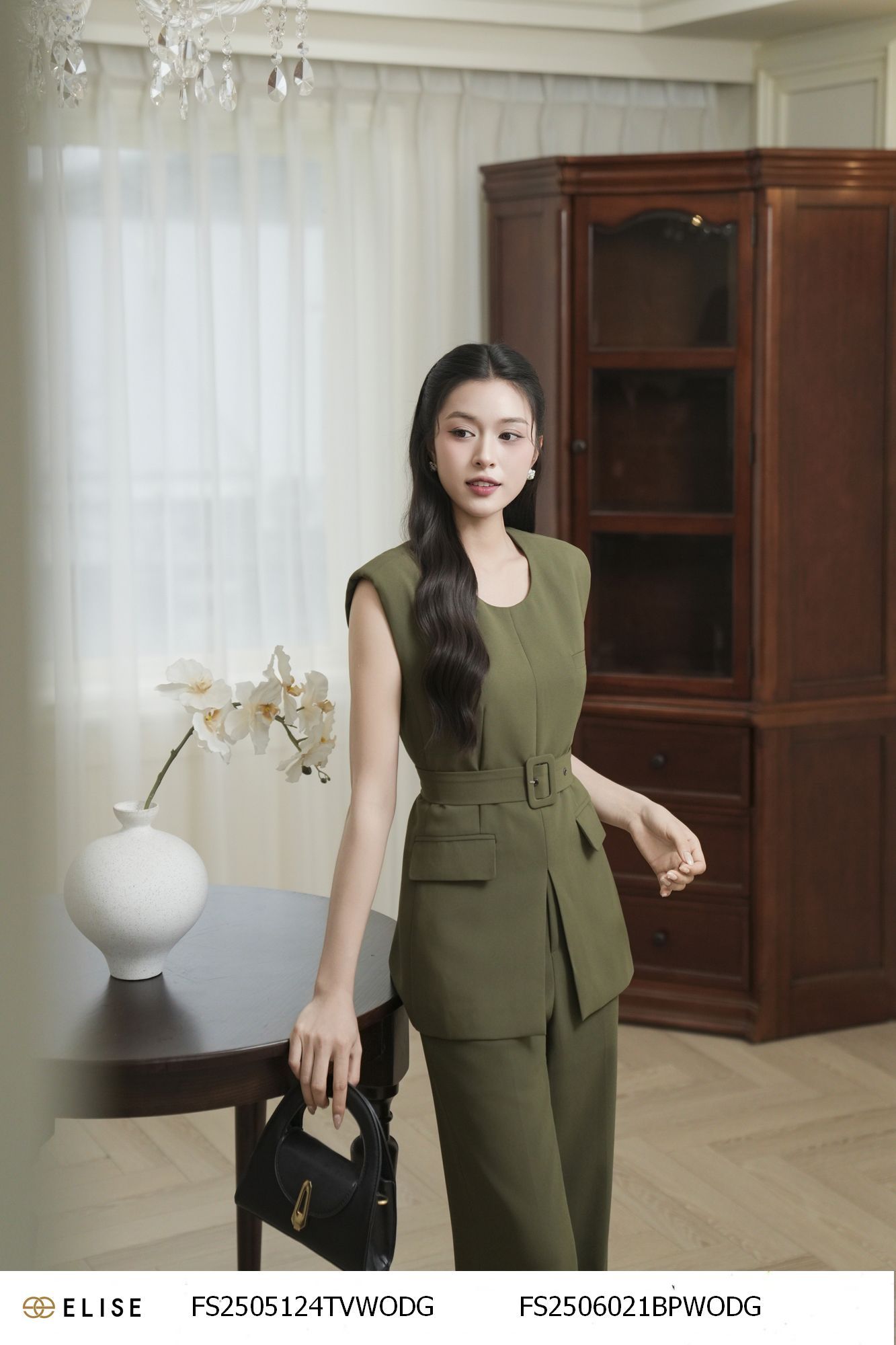 ÁO GILE XANH RÊU VÂN Ô XẺ TRƯỚC