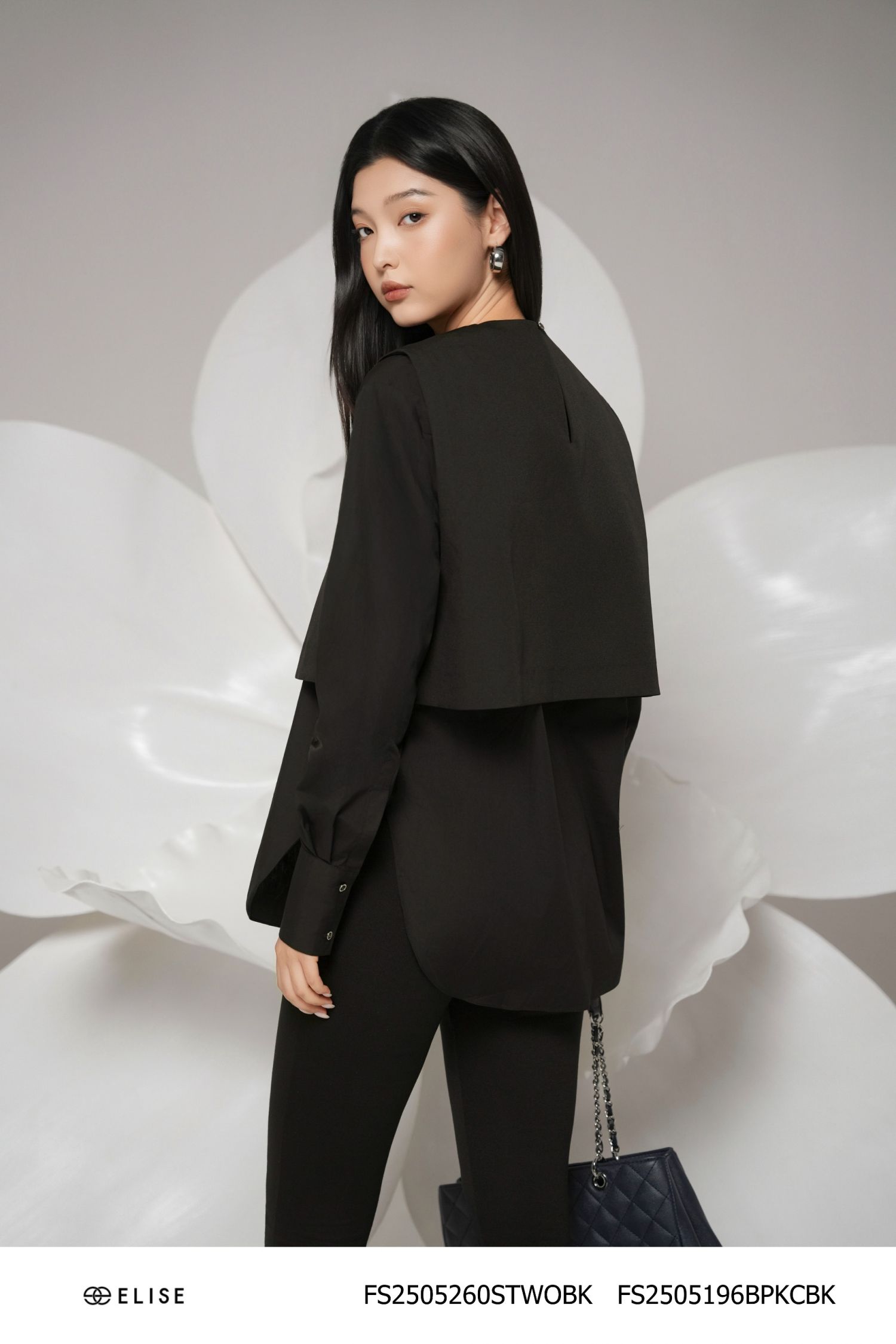 QUẦN LEGGING UMI ĐEN KHÓA GẤU