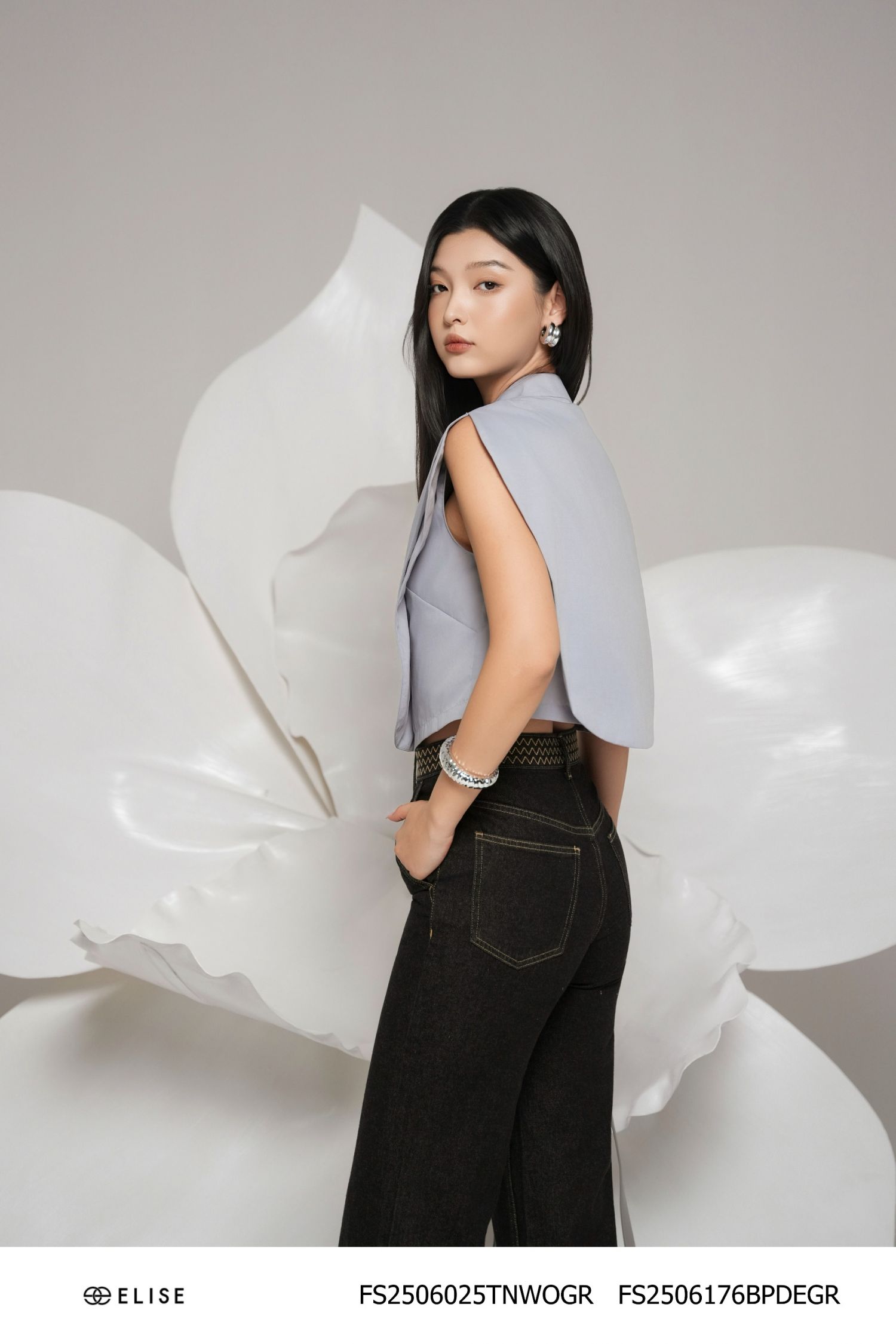 QUẦN DENIM SUÔNG GHI BẤU MÍ