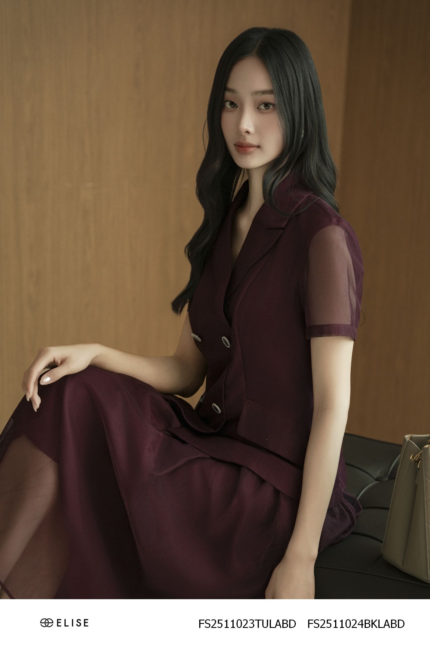 VEST LƯỚI ĐỎ NÂU NẮP TÚI CHÉO ĐAI EO