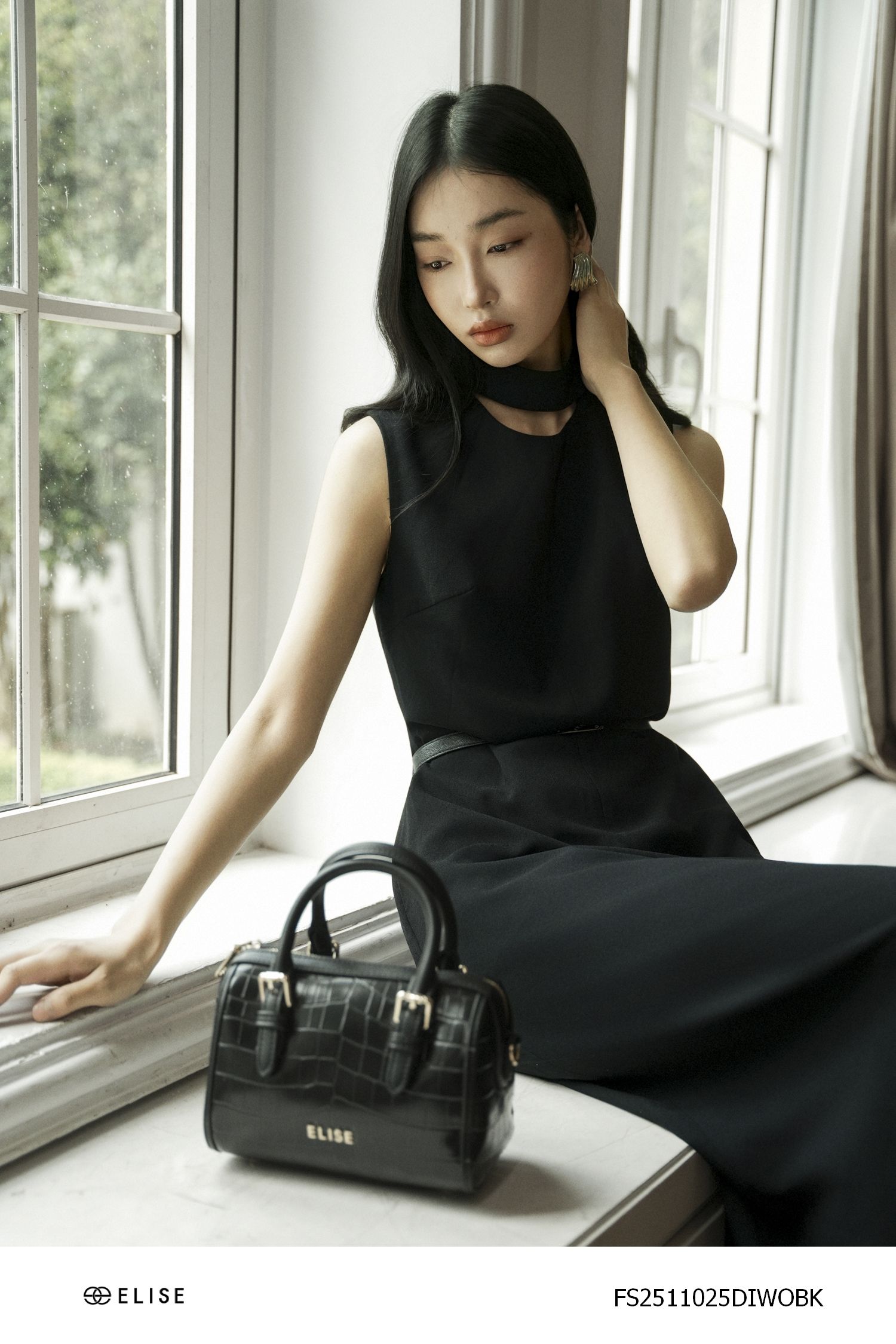 ĐẦM CÁT ĐEN SÁT NÁCH TÚI SƯỜN