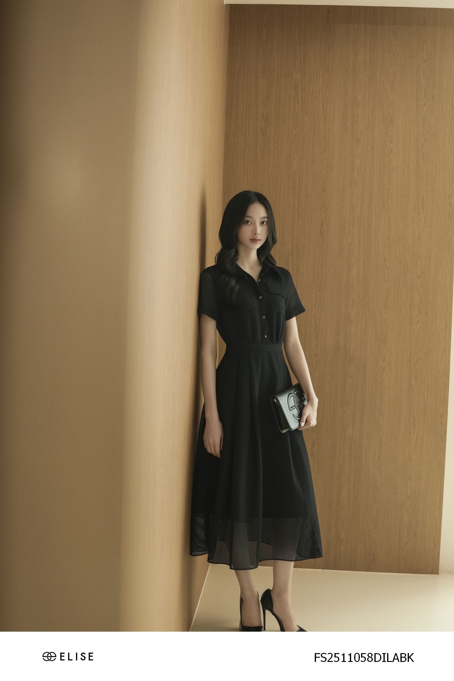 ĐẦM LƯỚI ĐEN CỔ ĐỨC