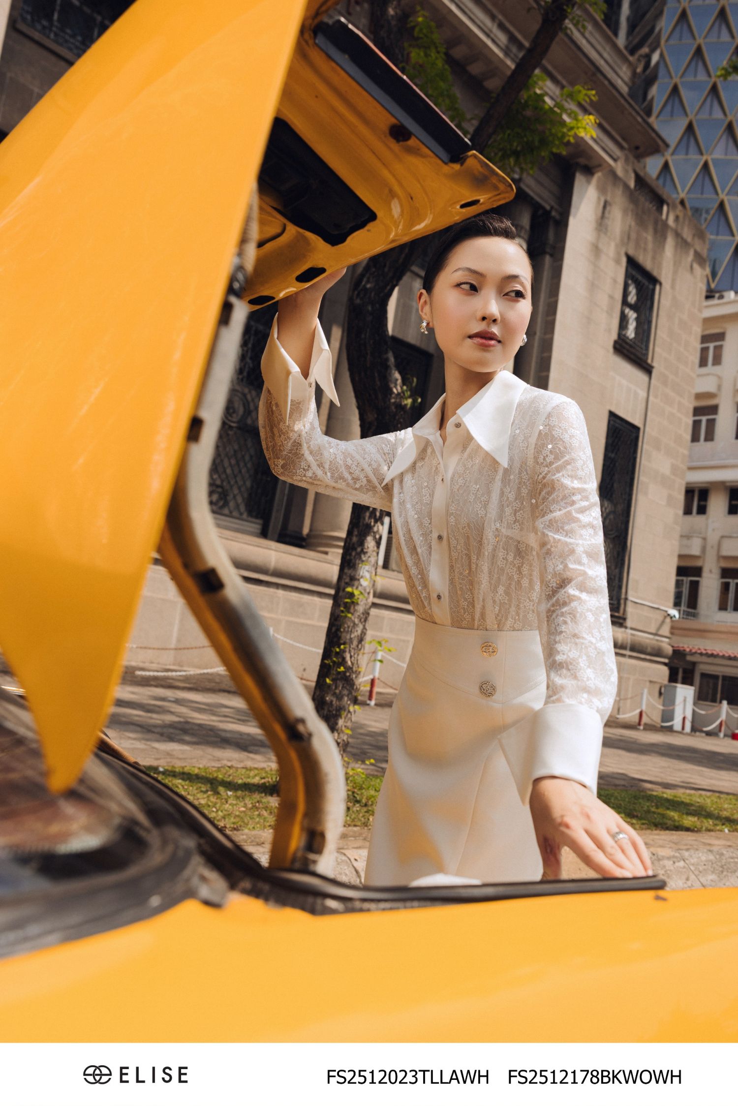 SM REN HOA TRẮNG KIM SA PHỐI CỔ