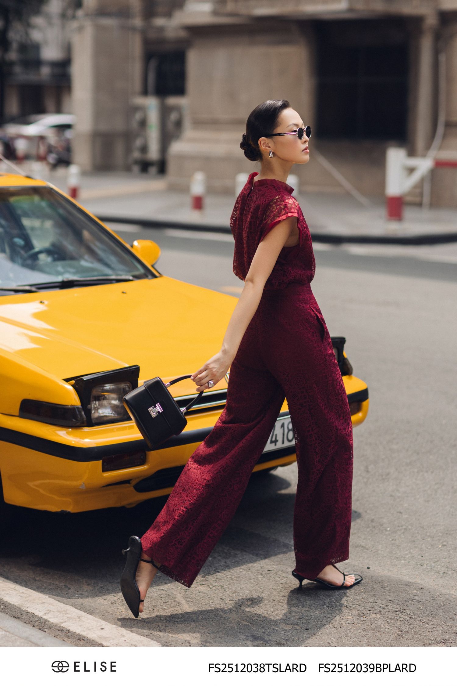 ÁO REN HOA ĐỎ SẪM VAI CHỜM