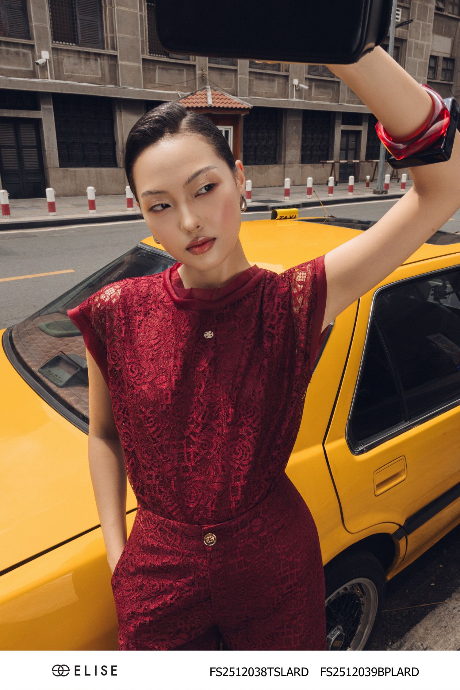 QUẦN SUÔNG REN HOA ĐỎ SẪM TÚI SƯỜN