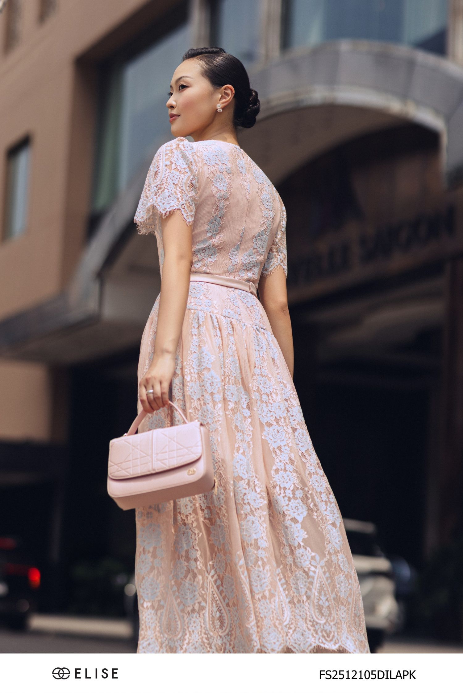 ĐẦM REN HỒNG HT HOA XANH ĐAI EO