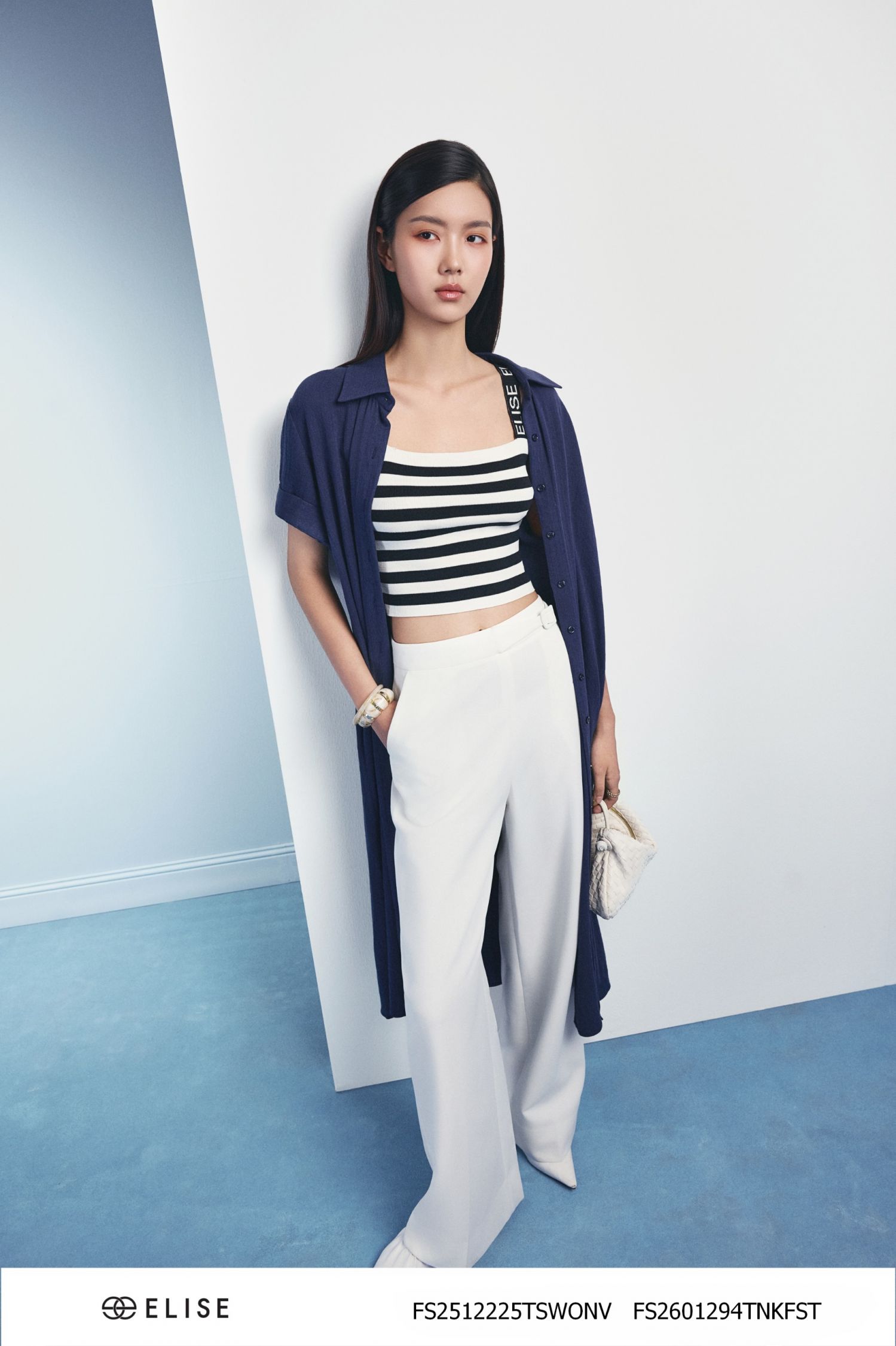ÁO LINEN XANH THAN DÁNG DÀI XẺ TÁCH