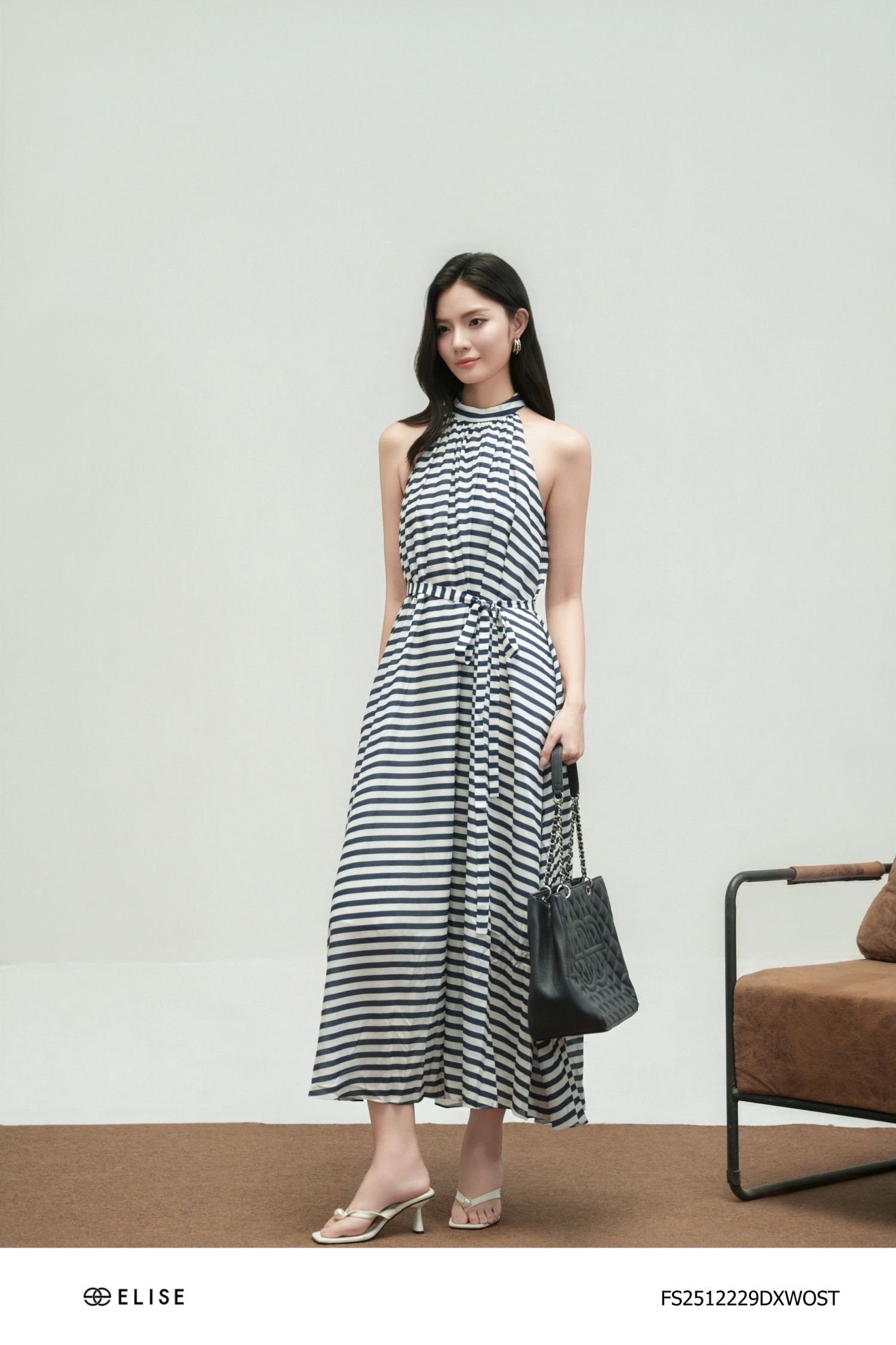 ĐẦM MAXI THÔ KẺ CỔ YẾM