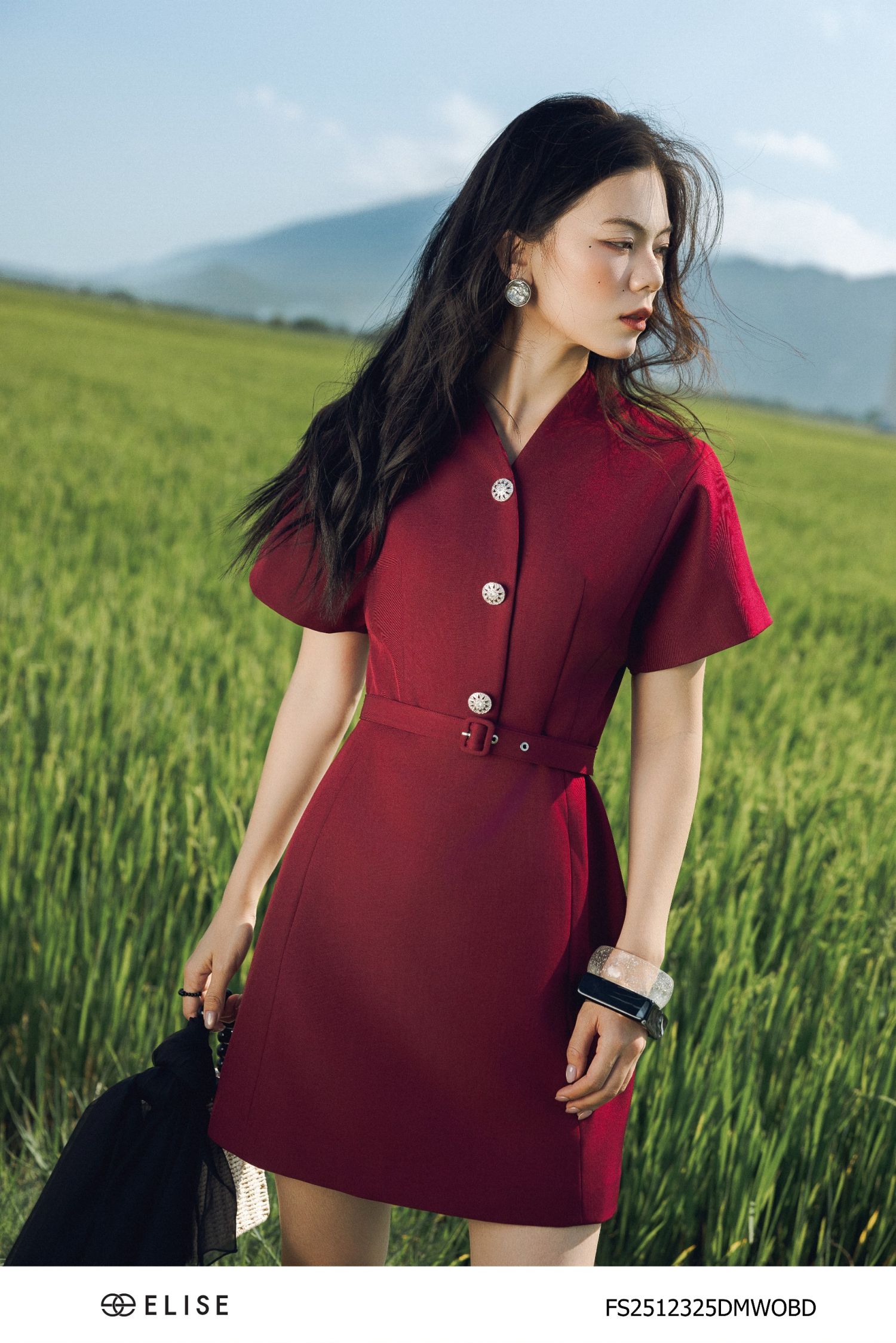 ĐẦM ĐỎ NÂU CỔ CHÉO ĐAI EO