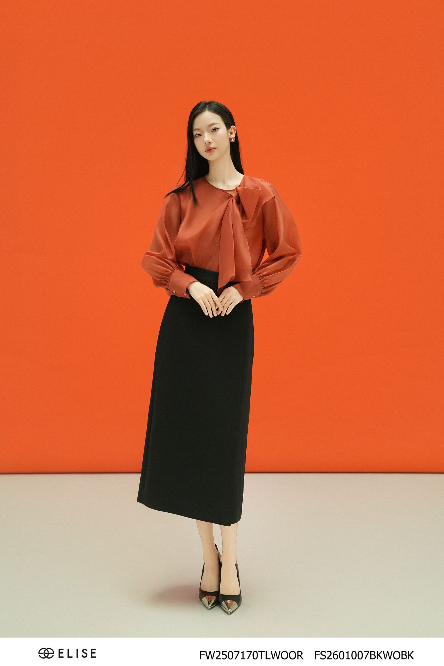 JUPE ĐEN PHỦ TÀ XẺ SAU
