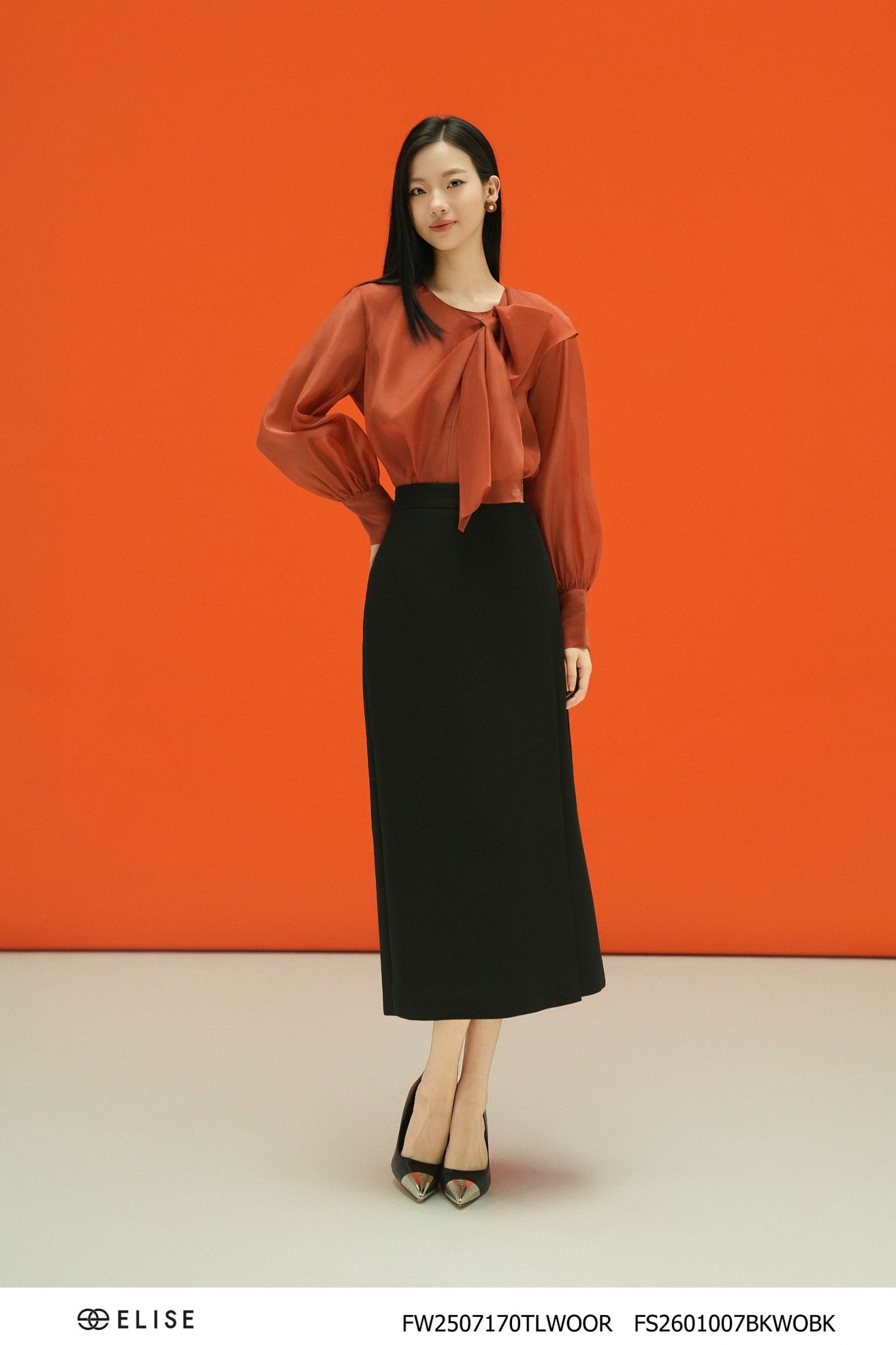 JUPE ĐEN PHỦ TÀ XẺ SAU