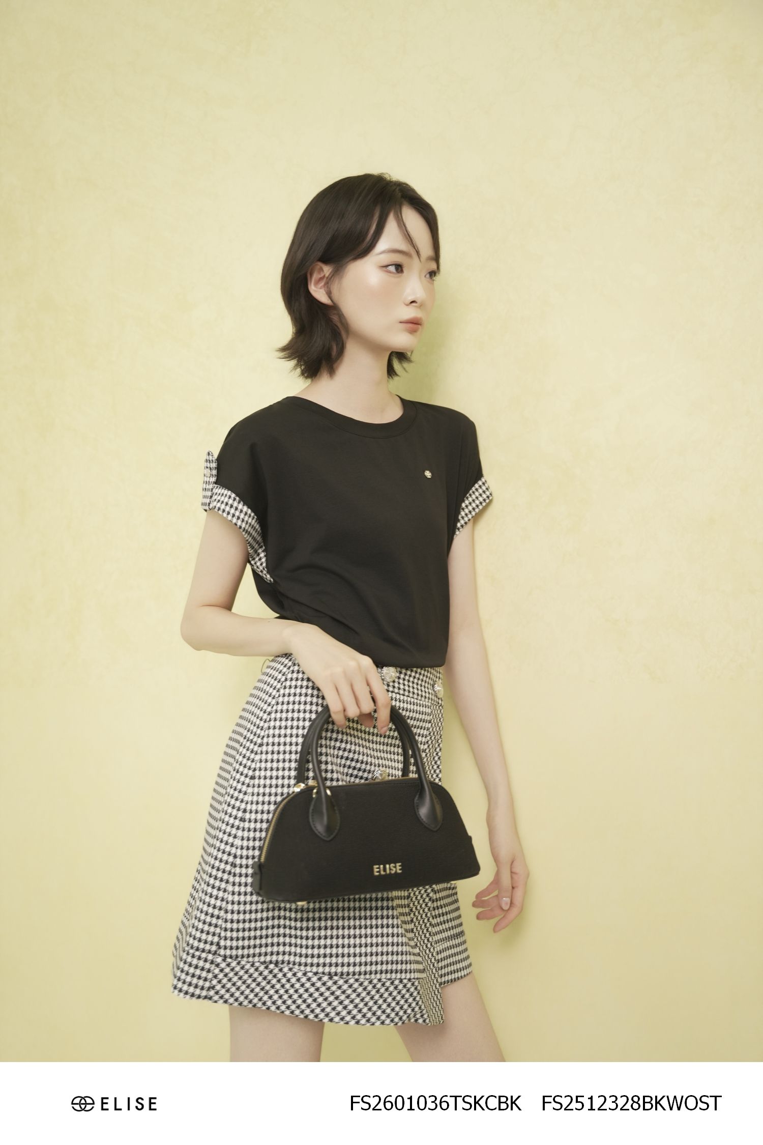 ÁO THUN ĐEN TAY PHỐI KẺ