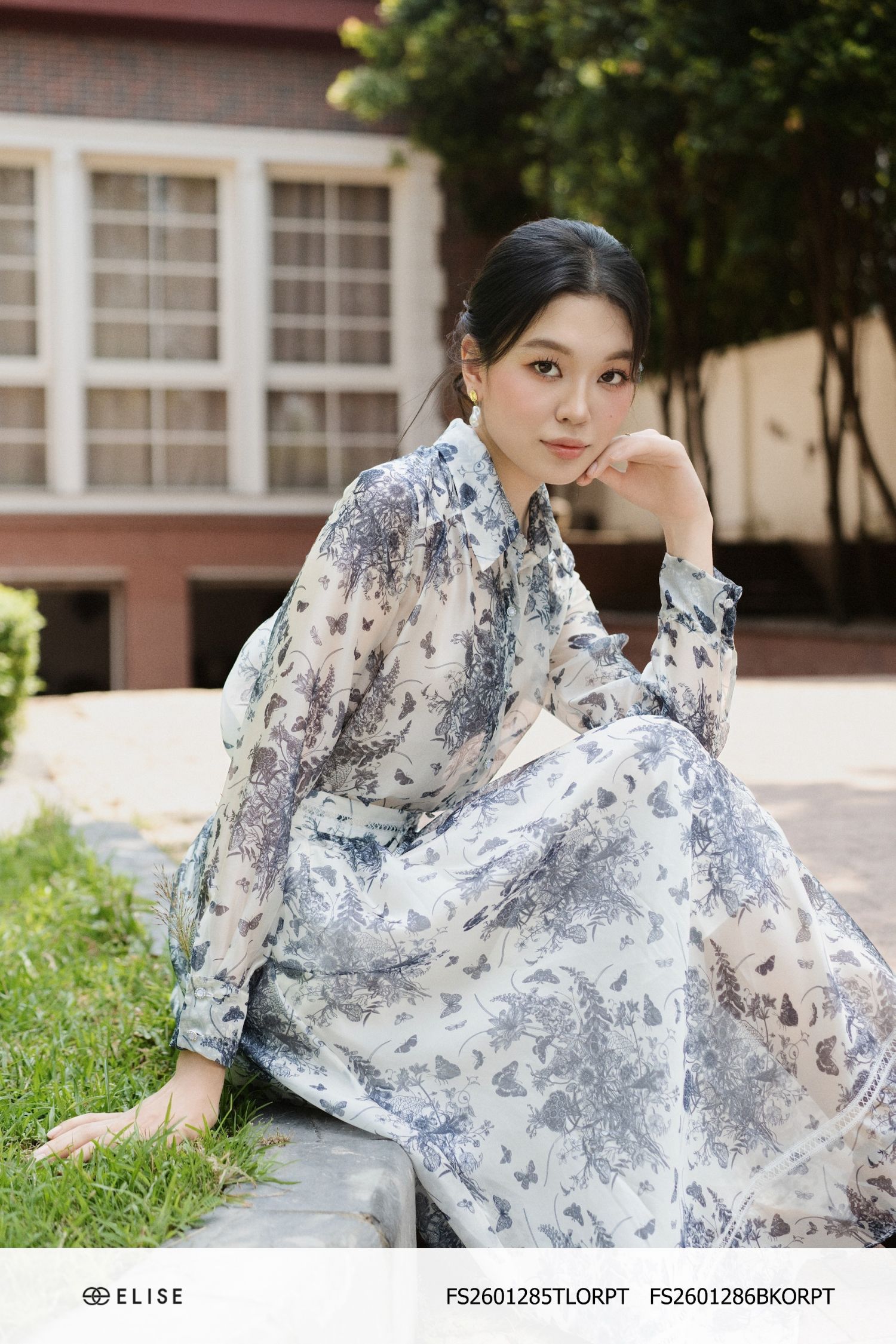 SM TƠ HT HOA NỀN TRẮNG CỔ ĐỨC