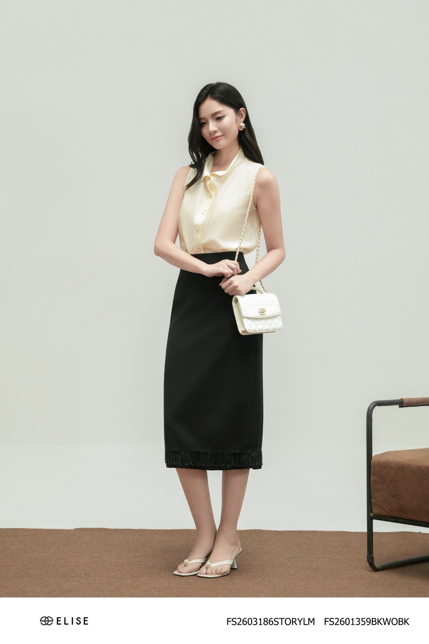 JUPE BÚT CHÌ ĐEN XẺ SAU PK XÍCH