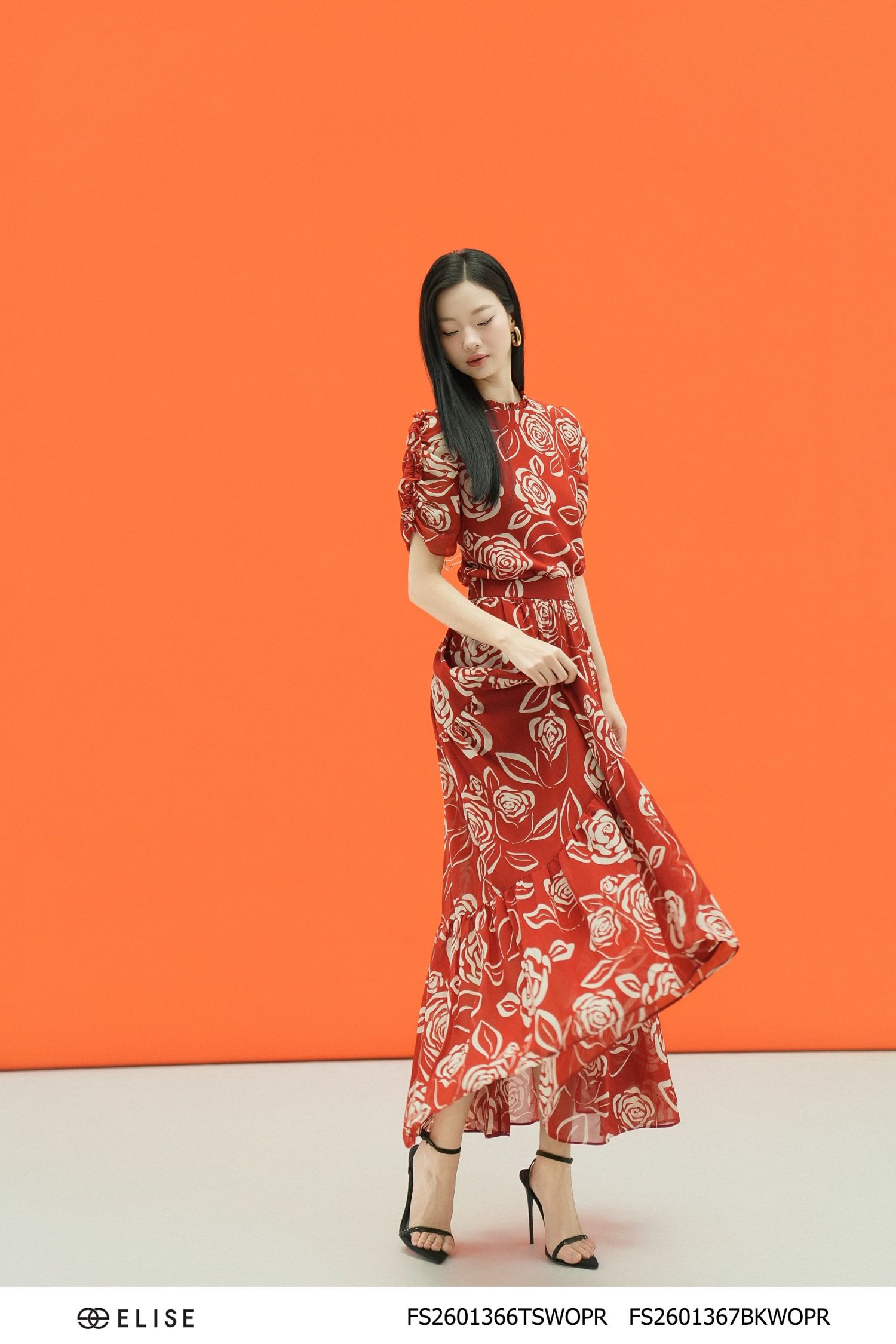 ÁO CHIFFON HOA NỀN ĐỎ XÉP BÈO TAY