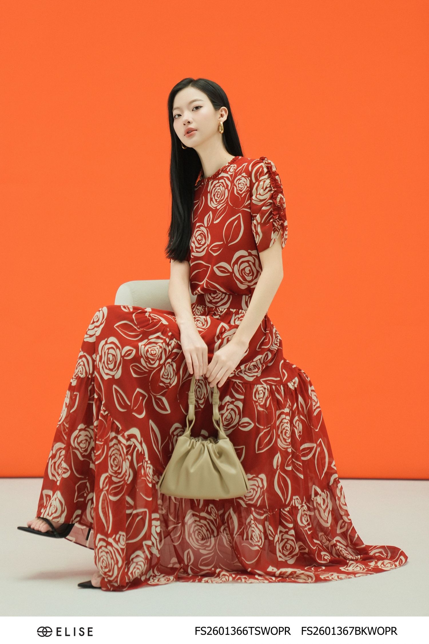 ÁO CHIFFON HOA NỀN ĐỎ XÉP BÈO TAY
