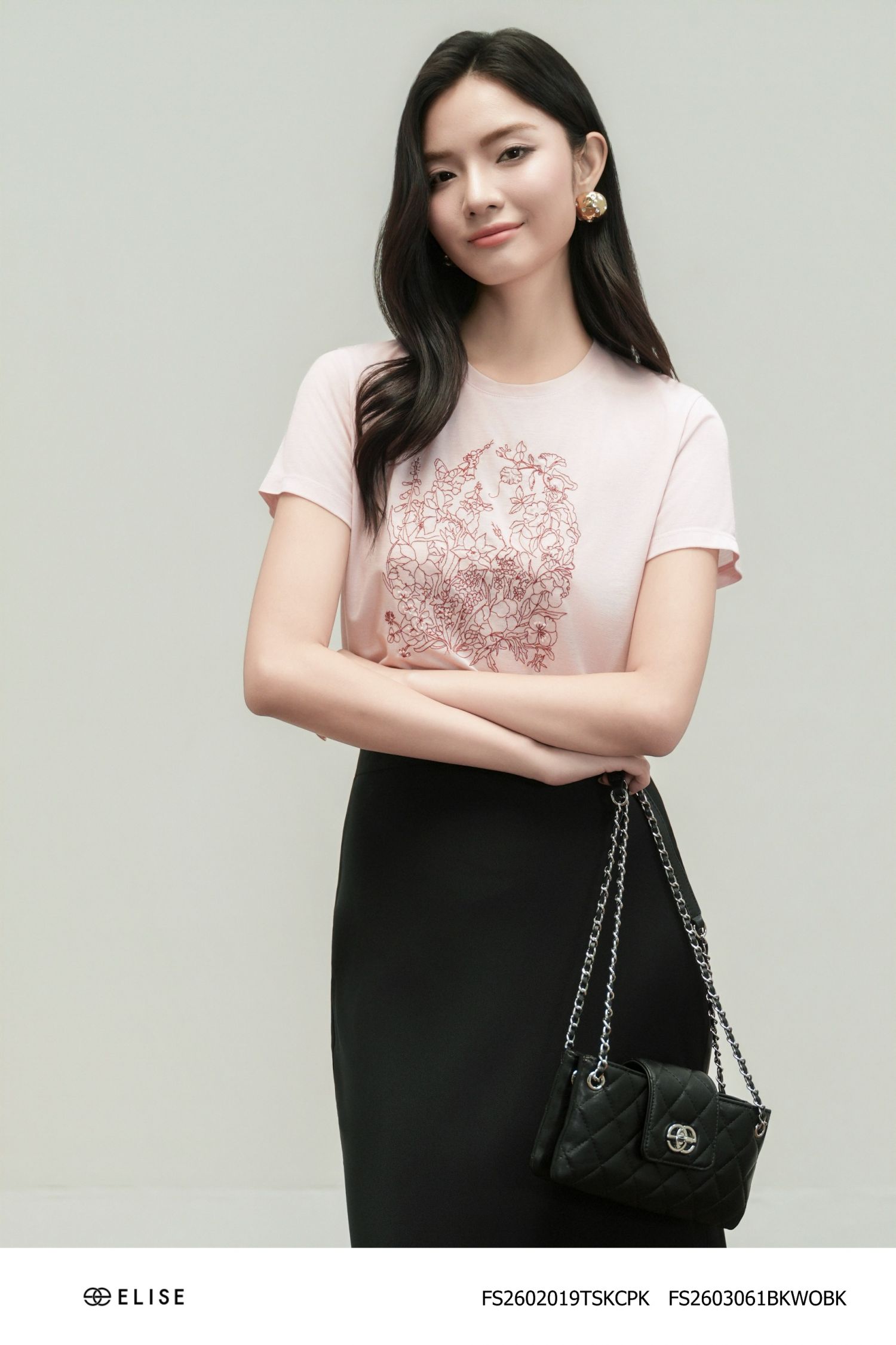 ÁO THUN HỒNG THÊU ĐÍNH CƯỜM