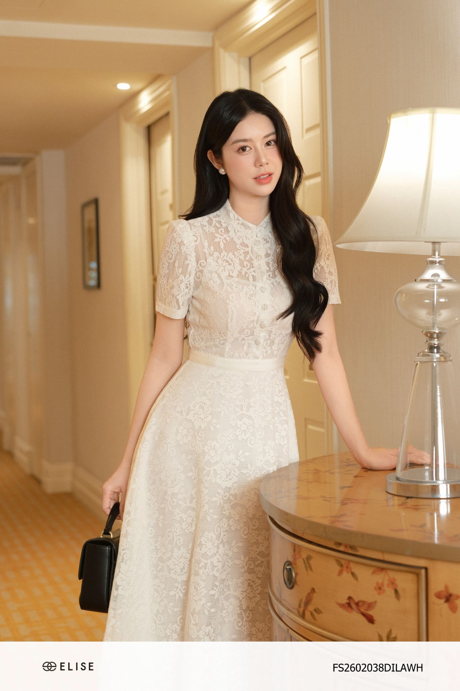 ĐẦM REN LƯỚI HOA TRẮNG