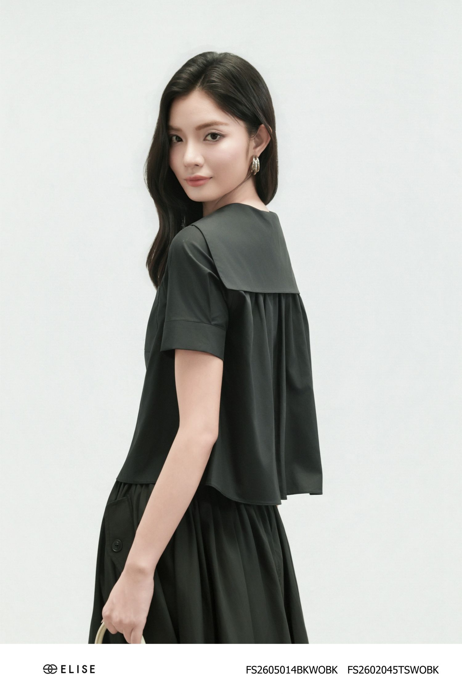 SM THÔ ĐEN CỔ THỦY THỦ ỐP TÚI