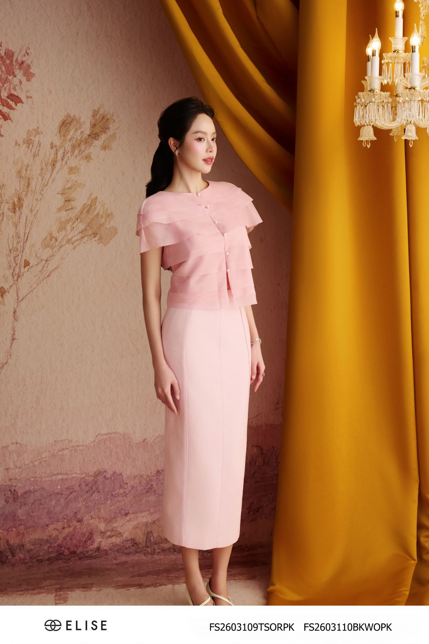 ÁO TƠ HỒNG PHẤN VAI CAPE